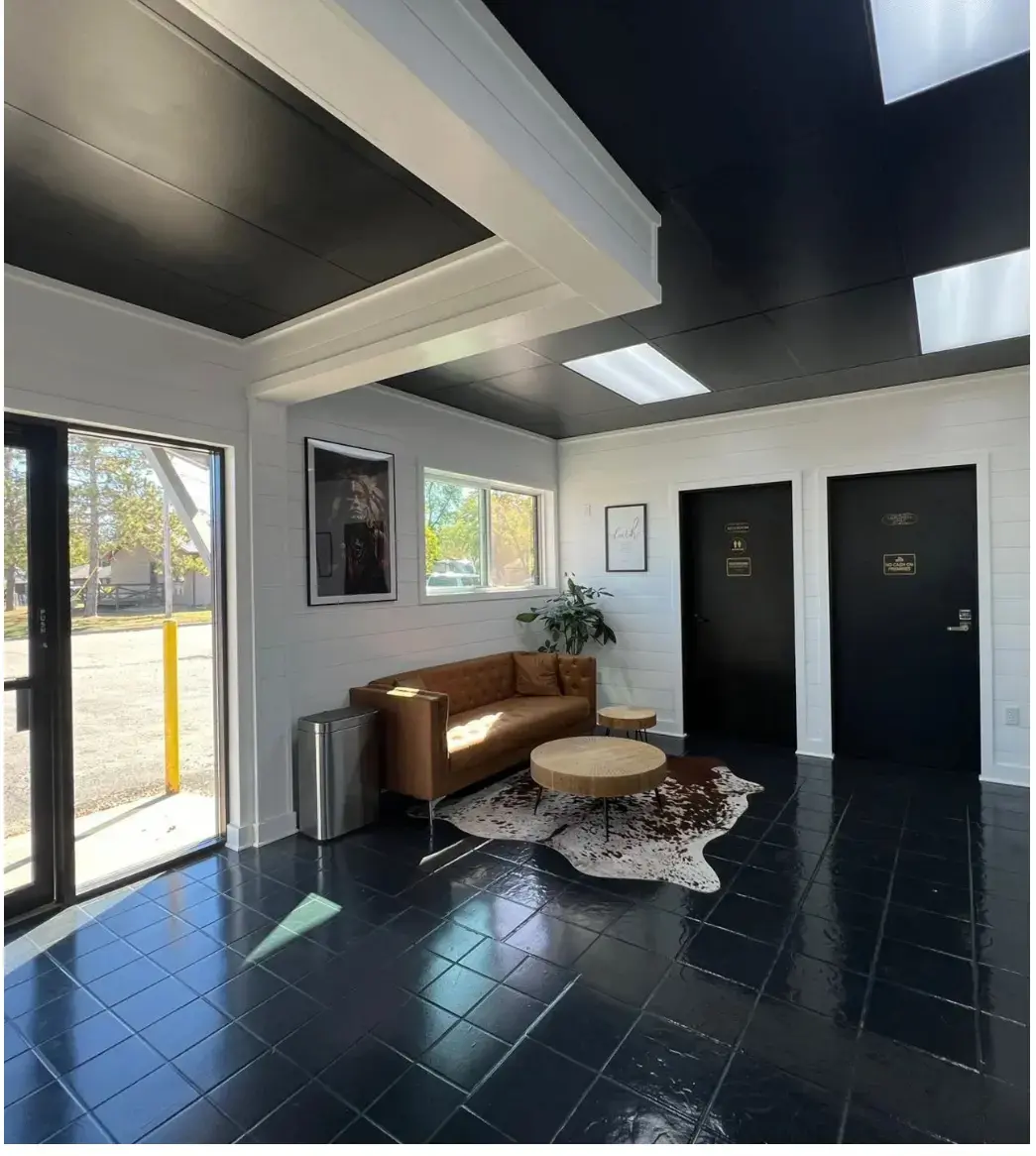 Kingsman Coin Laundry thumbnail 2