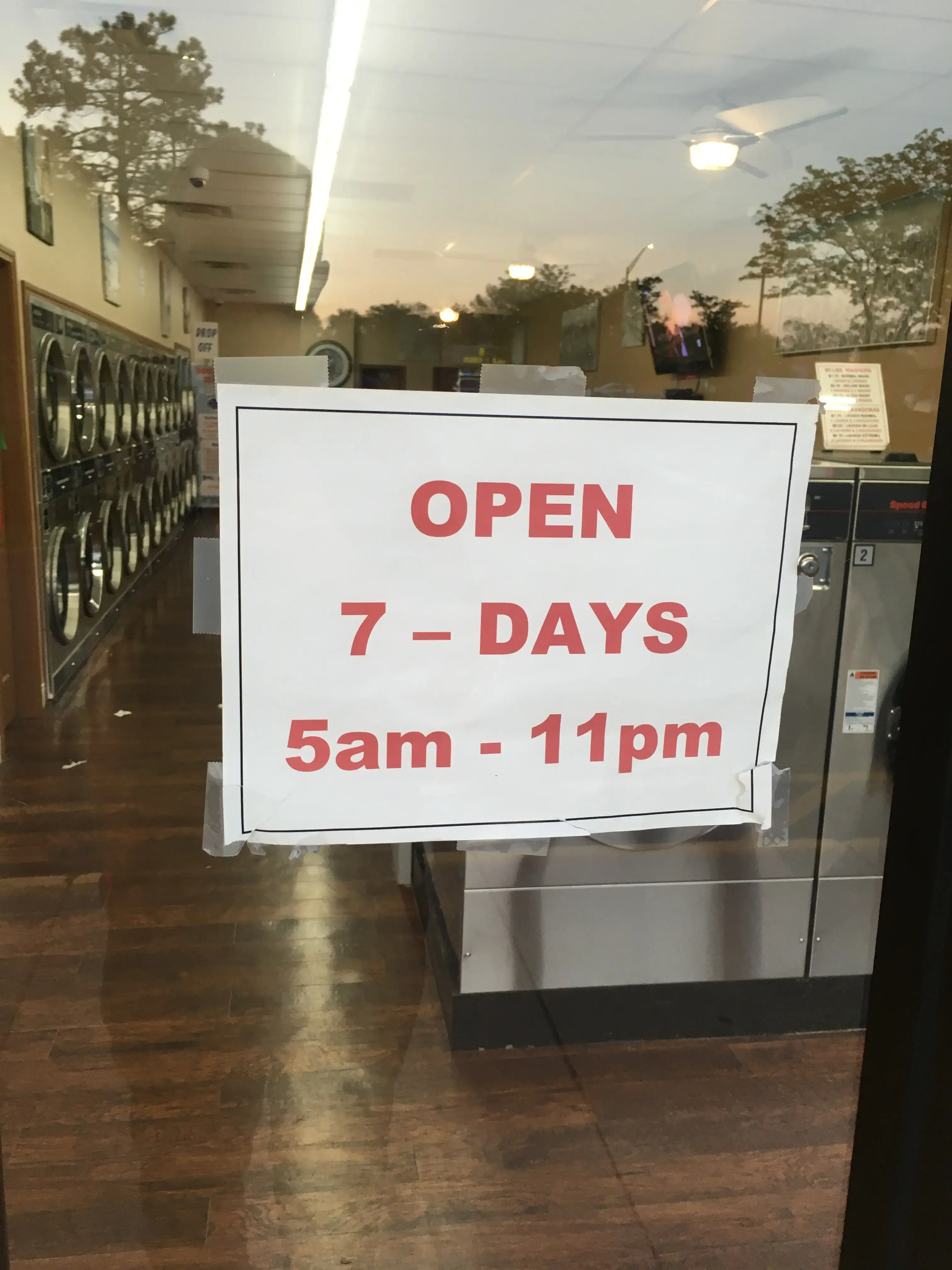 Kingsport Coin Laundry thumbnail 8