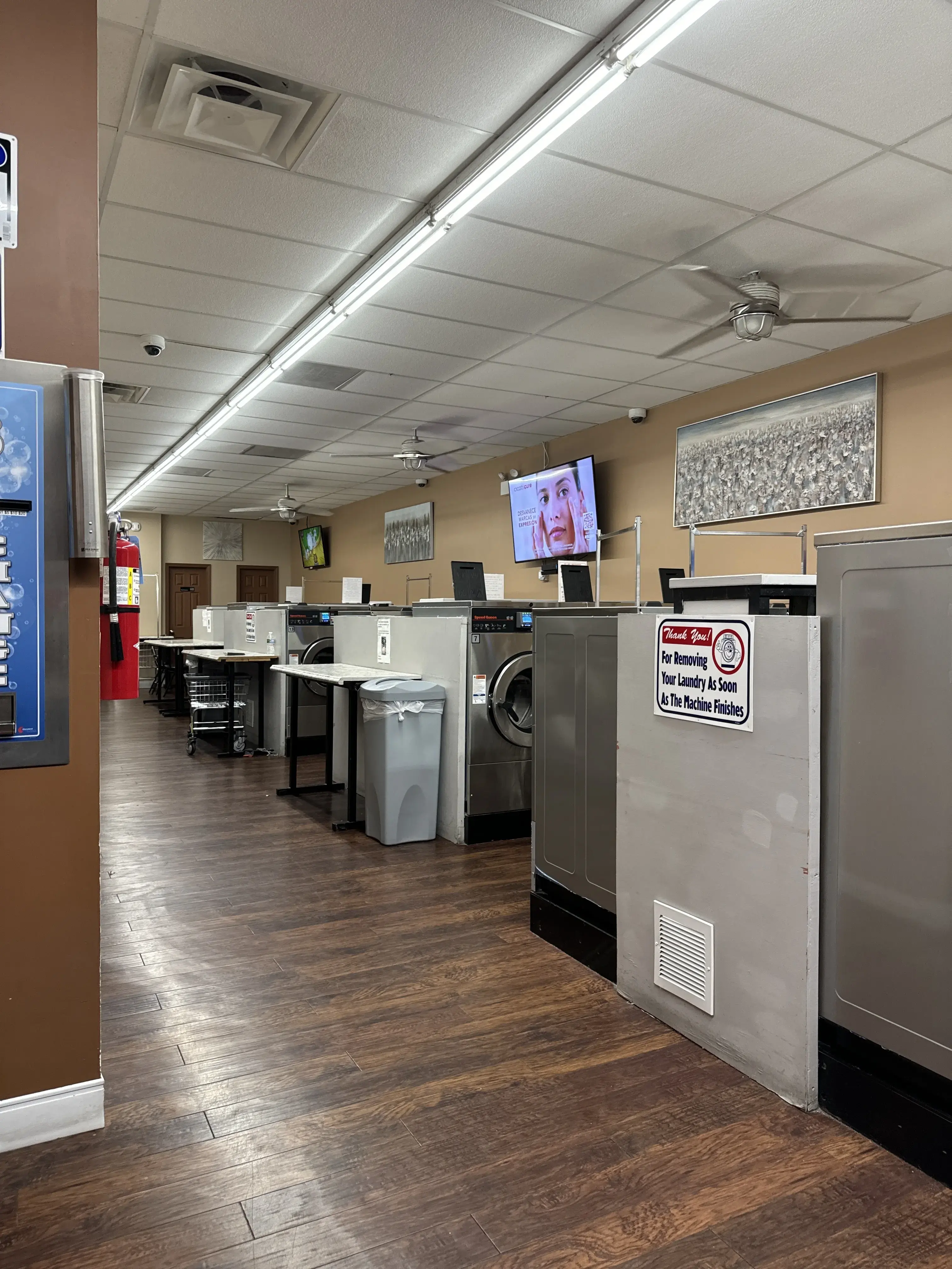 Kingsport Coin Laundry - Image 3