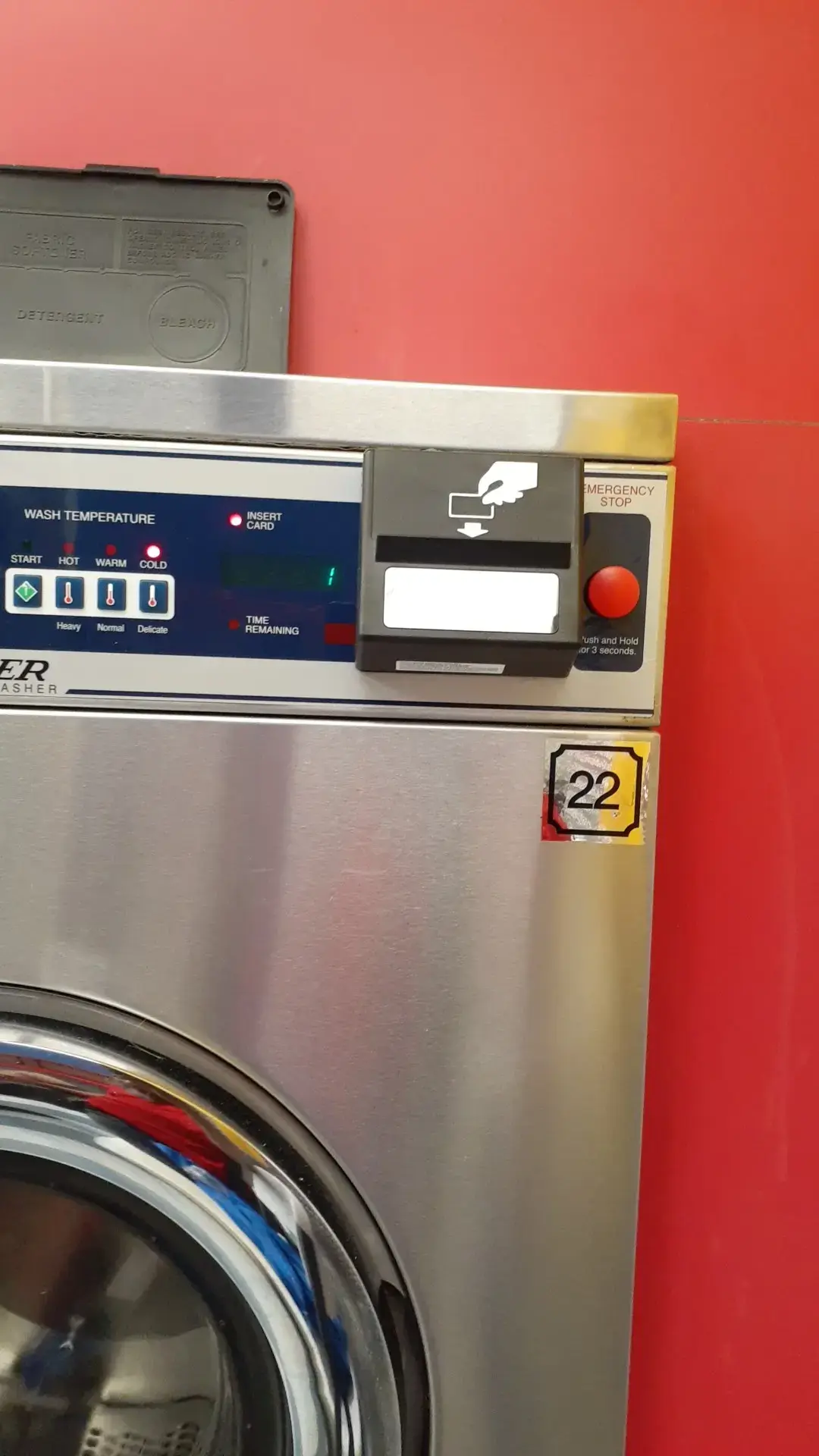 Kingston Plaza Laundry thumbnail 8