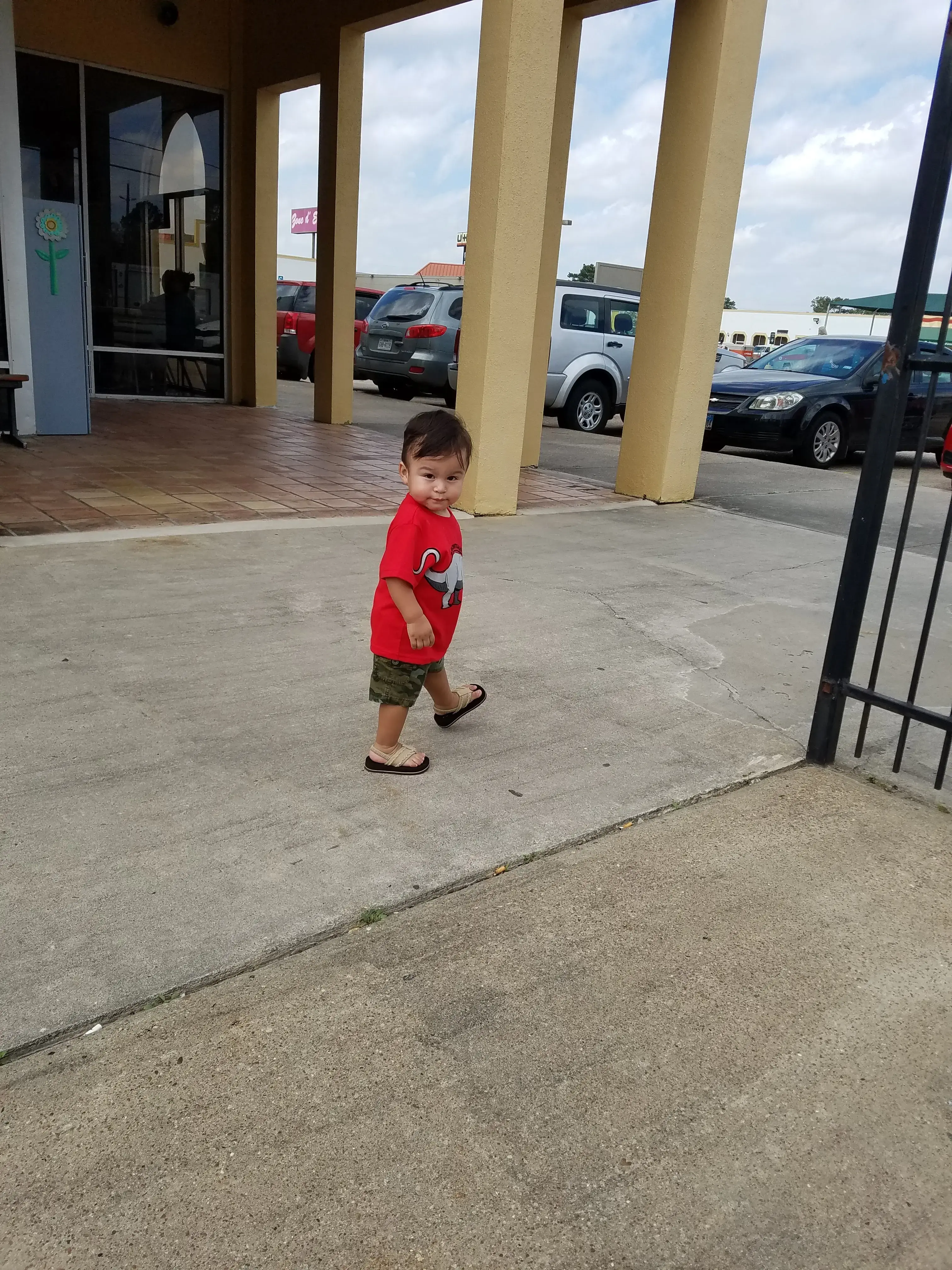Kingwood Laundromat - Image 15