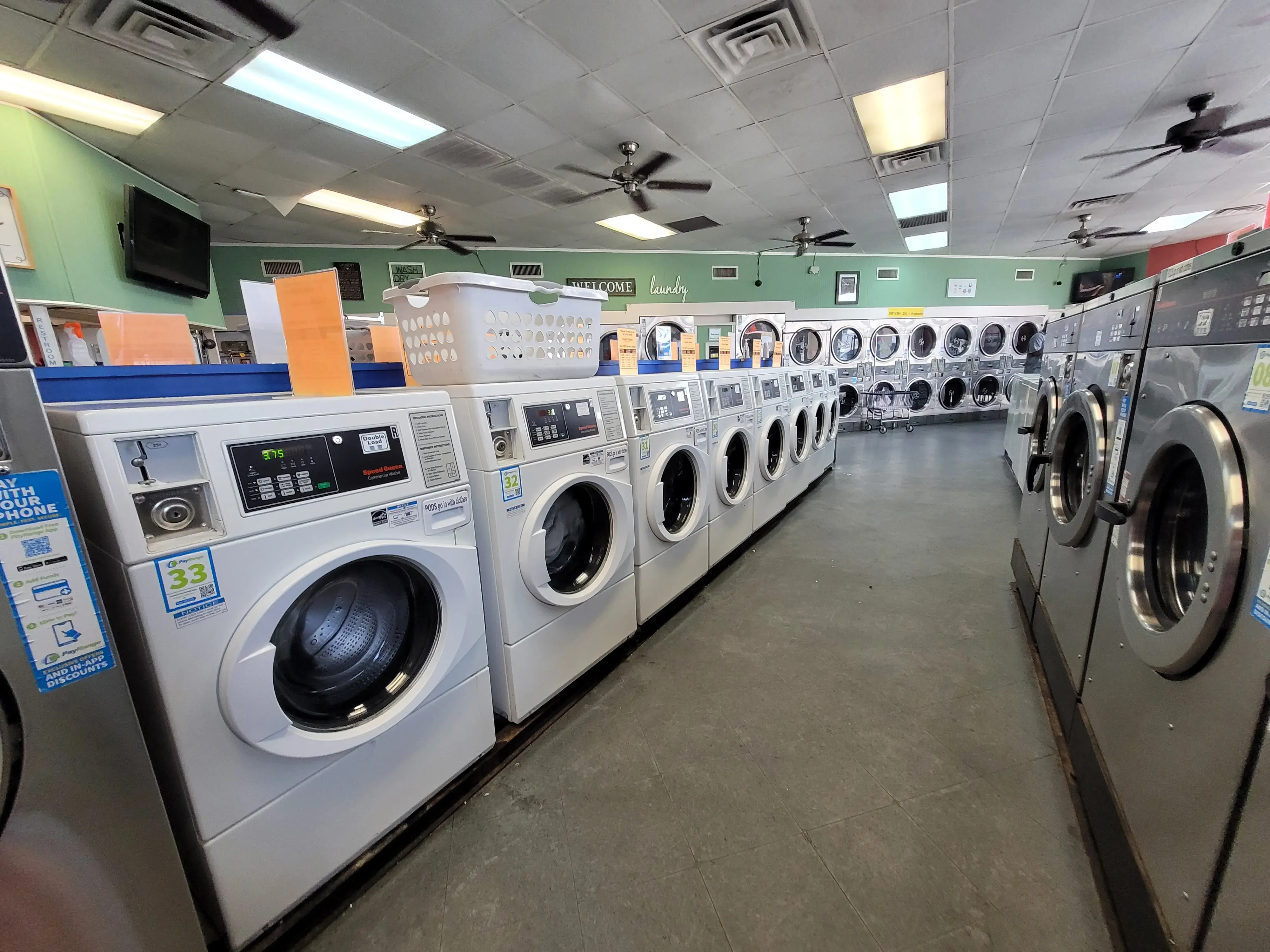 Kingwood Laundromat - Image 3