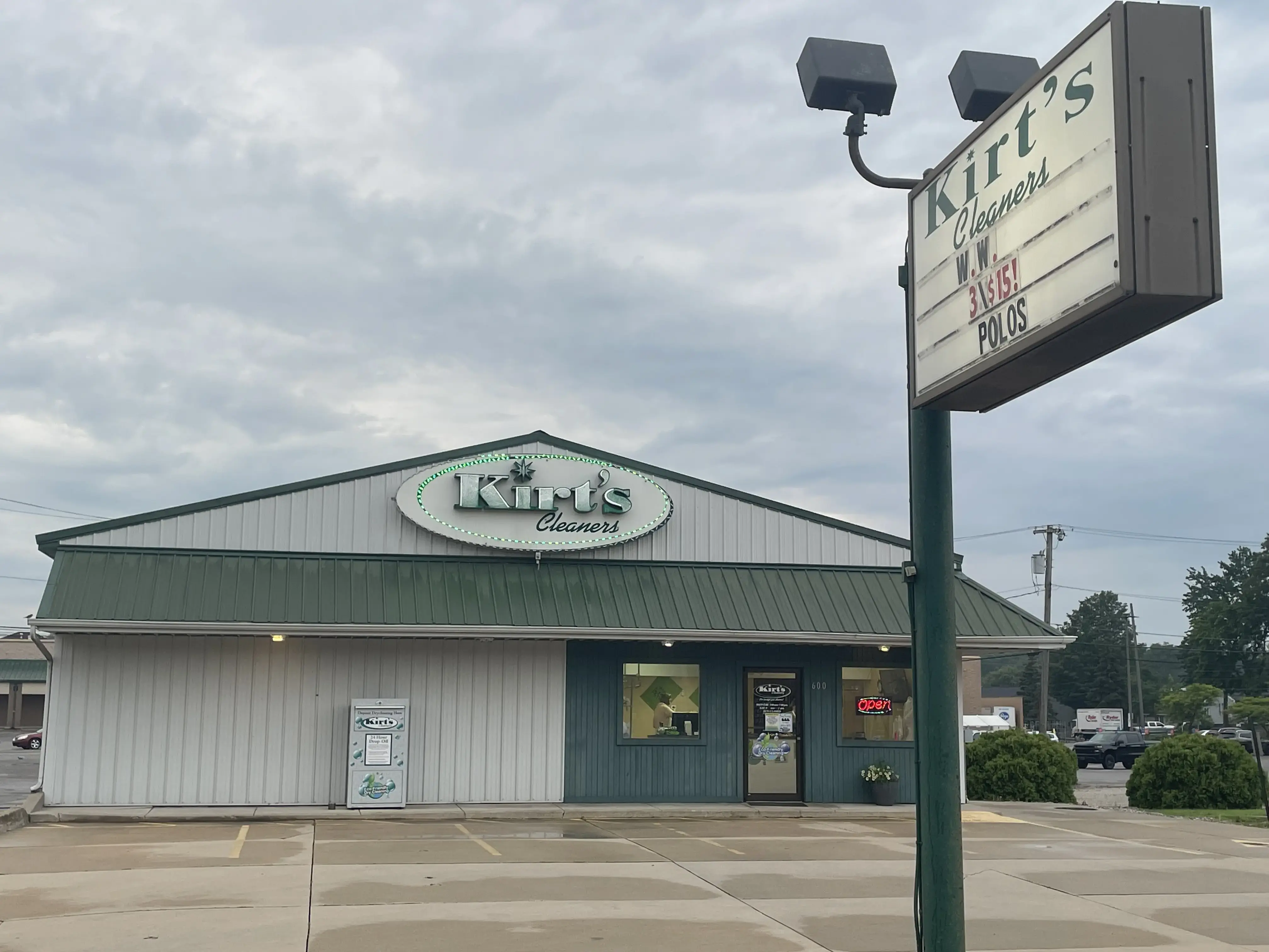 Kirt's Cleaners - Image 1