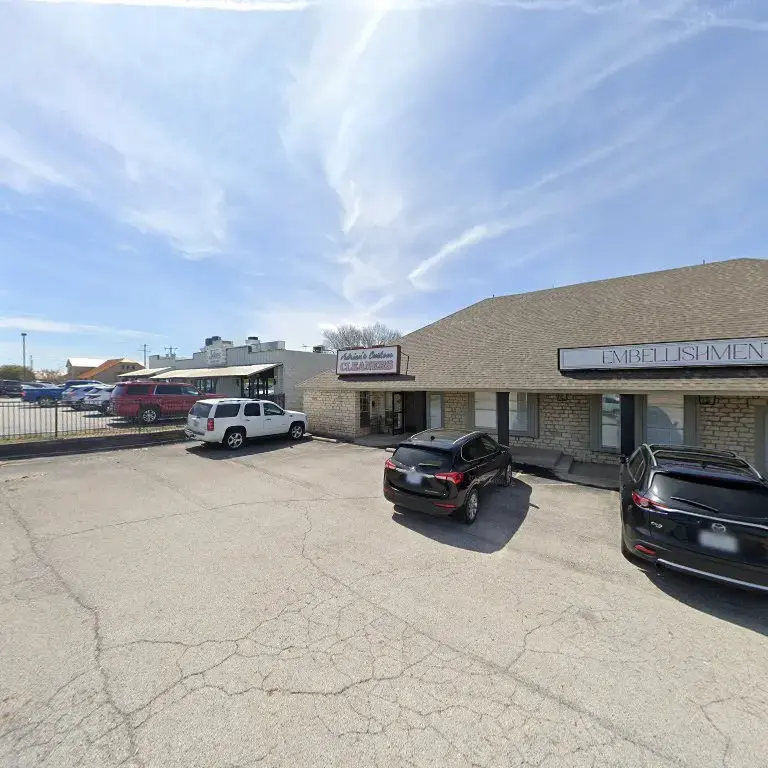 Kites's Custom Cleaners - Image 2