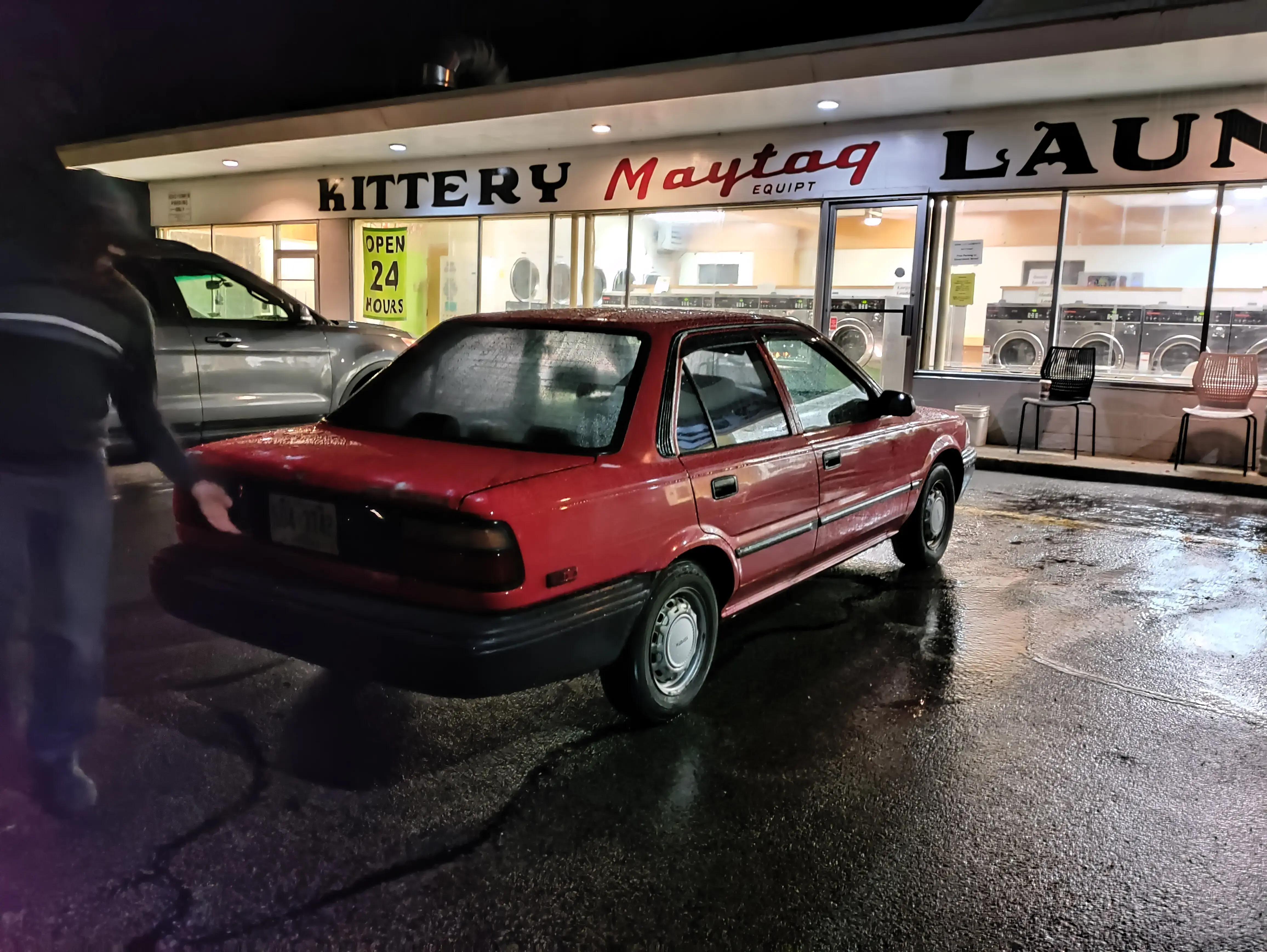 Kittery Maytag Launderette - Image 13