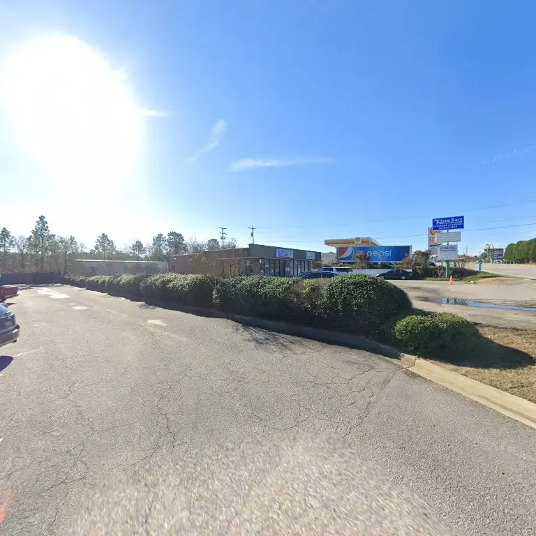 Kleen Kare Cleaners & Laundry - Image 1