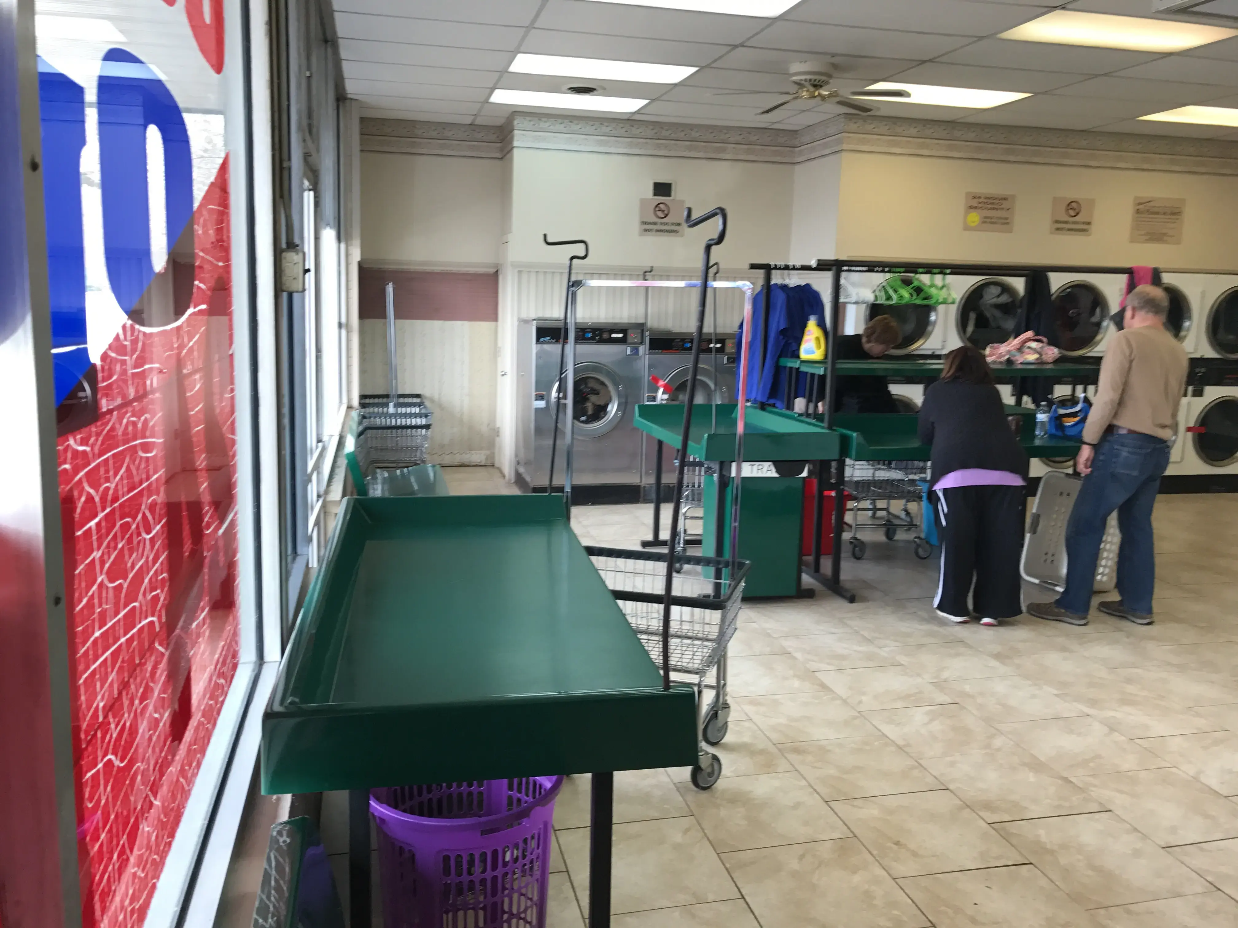 Knollwood Coin Laundry - Image 8