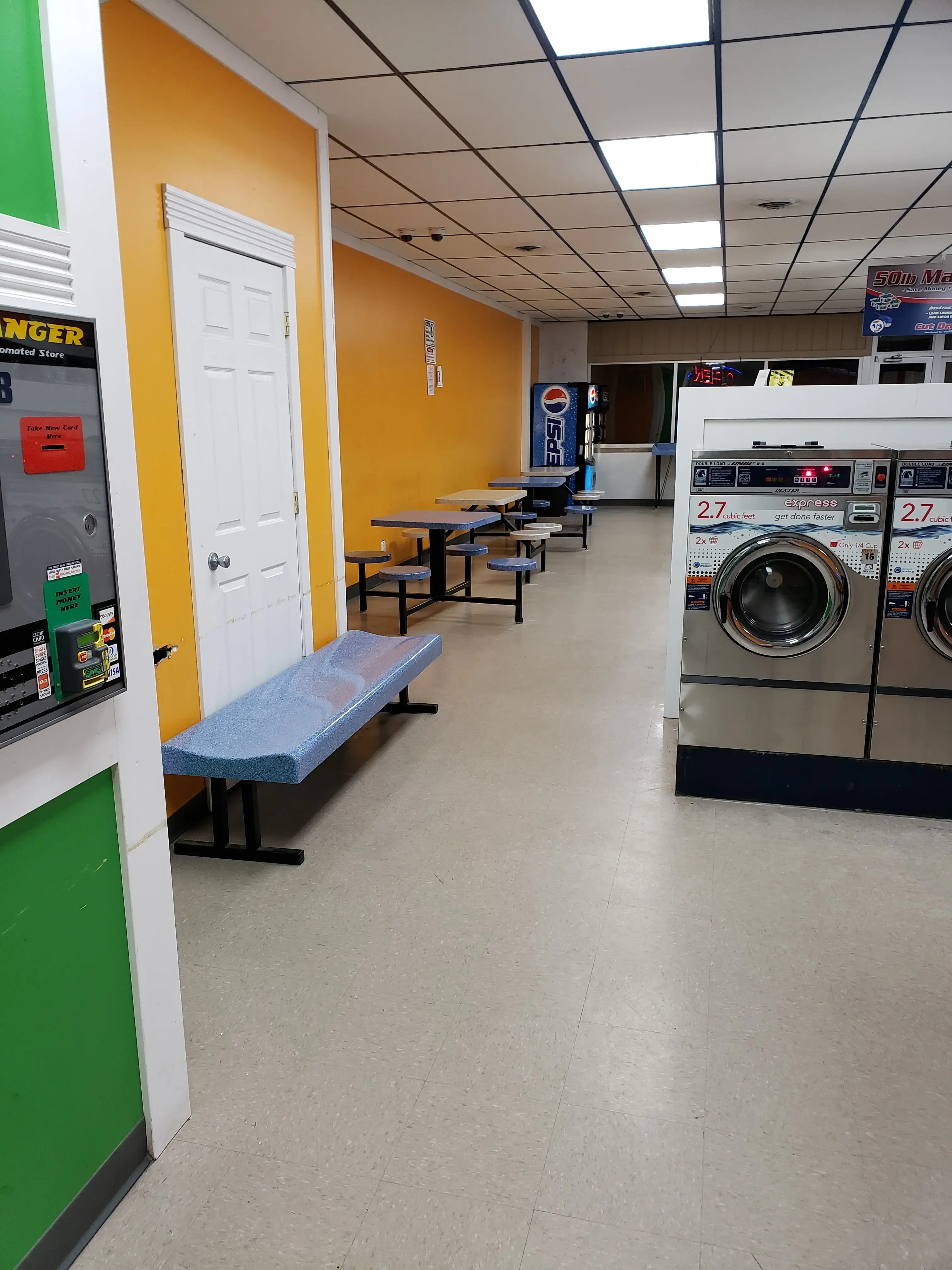 Kokomo Express Wash Laundromat thumbnail 11