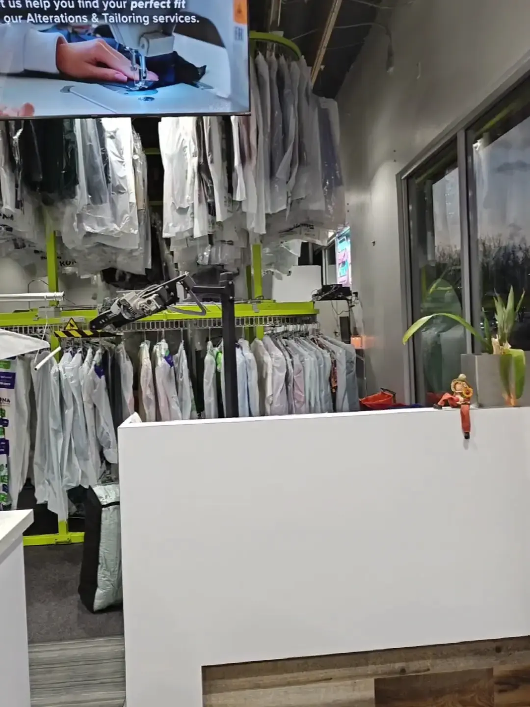 Kona Cleaners - Image 18