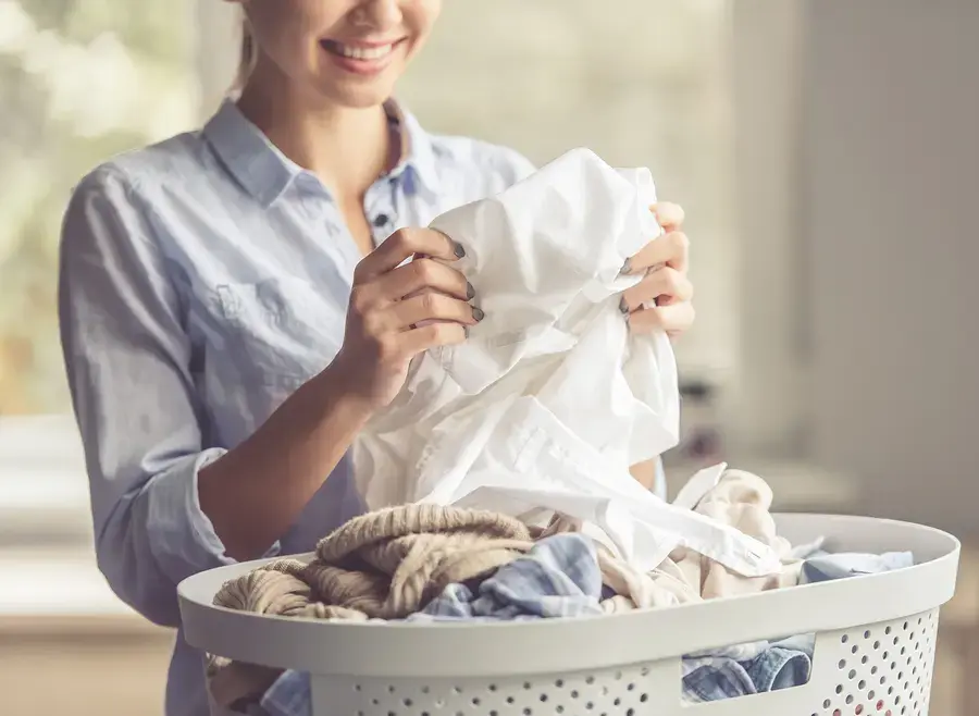 Koos Nearest Cleaners, Laundry and Alterations - Image 10
