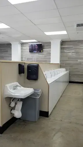KP Laundromat thumbnail 12