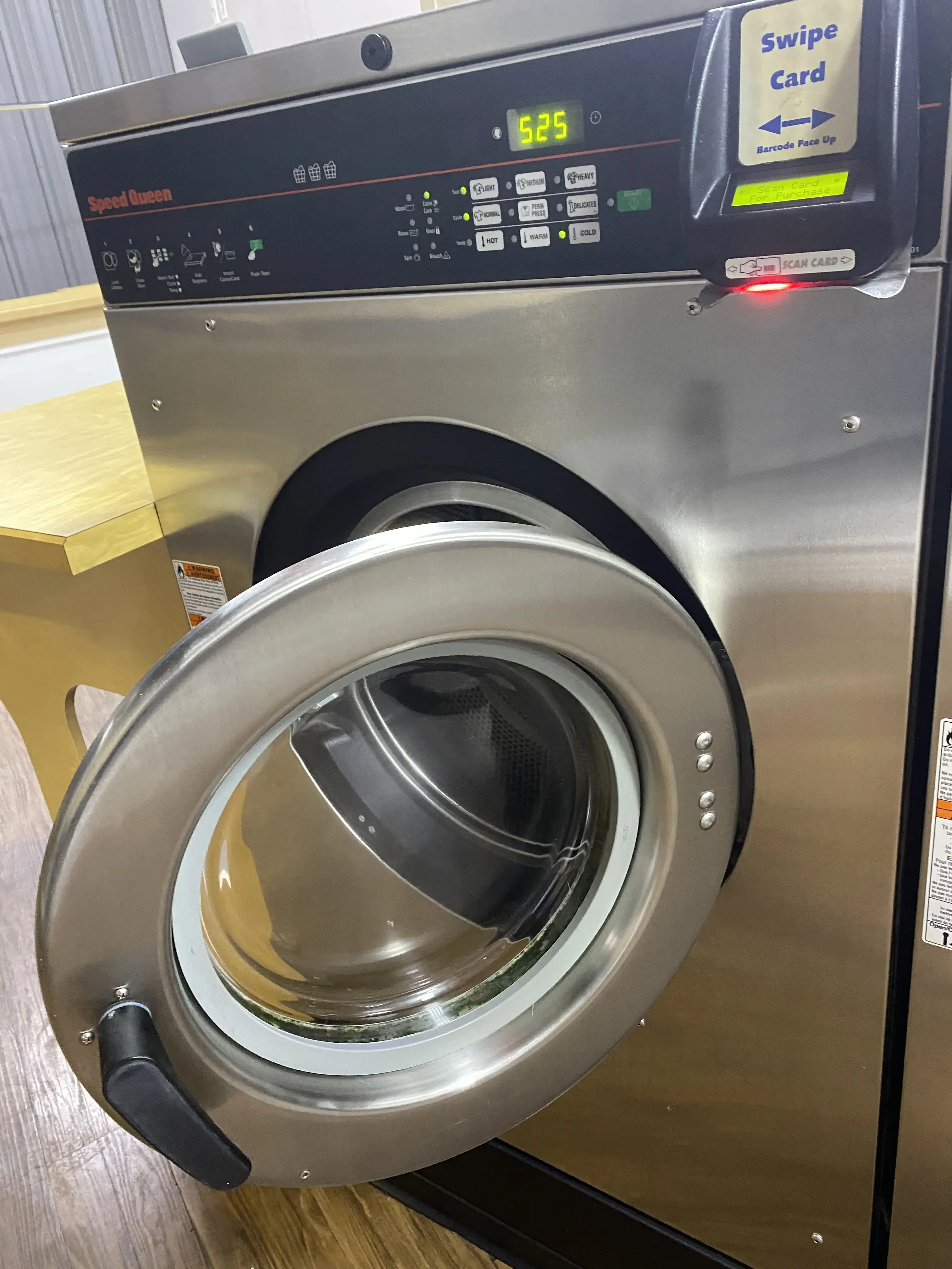 Krispy Clean Cleaners & Laundromat thumbnail 17