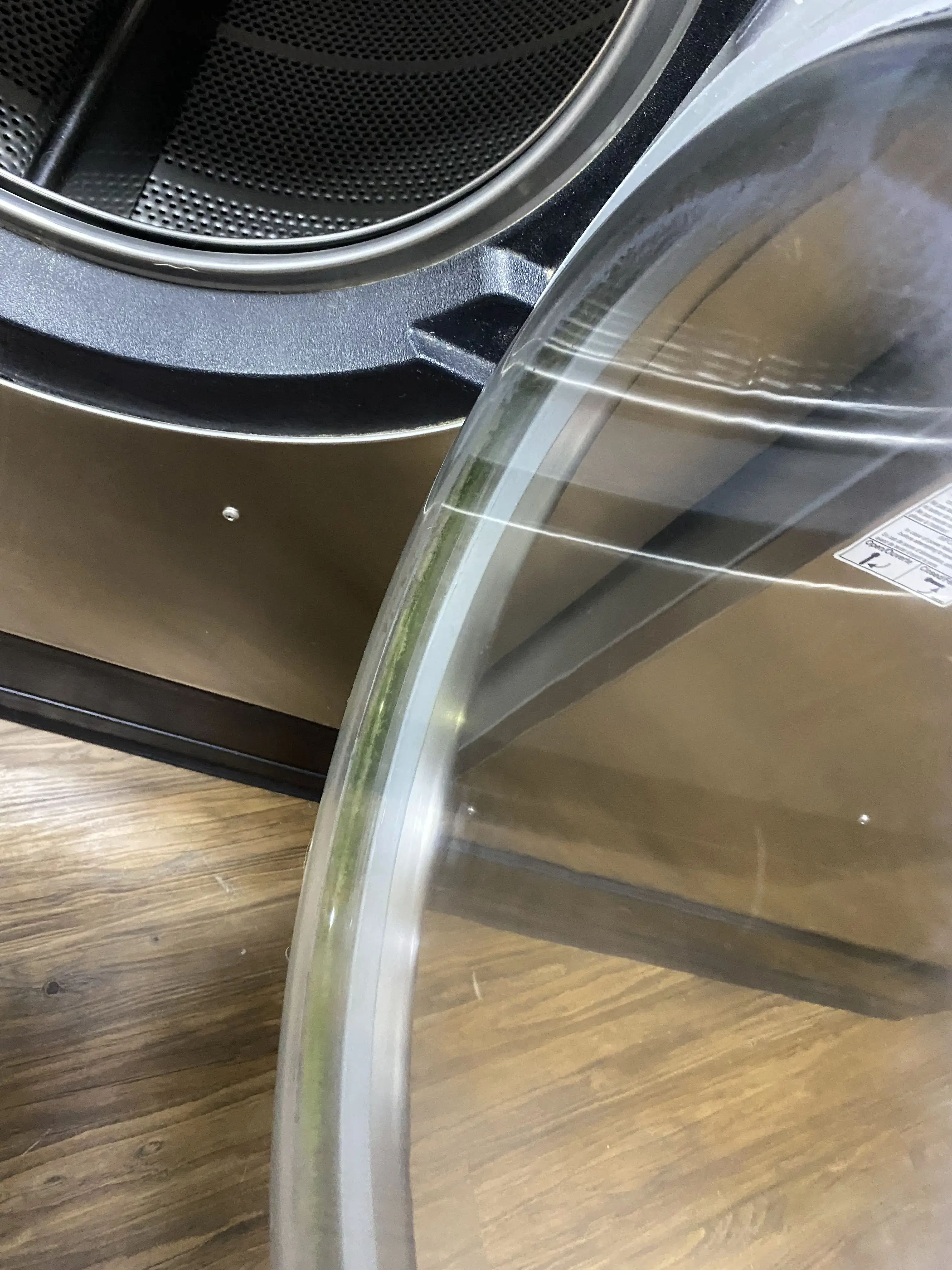 Krispy Clean Cleaners & Laundromat thumbnail 15