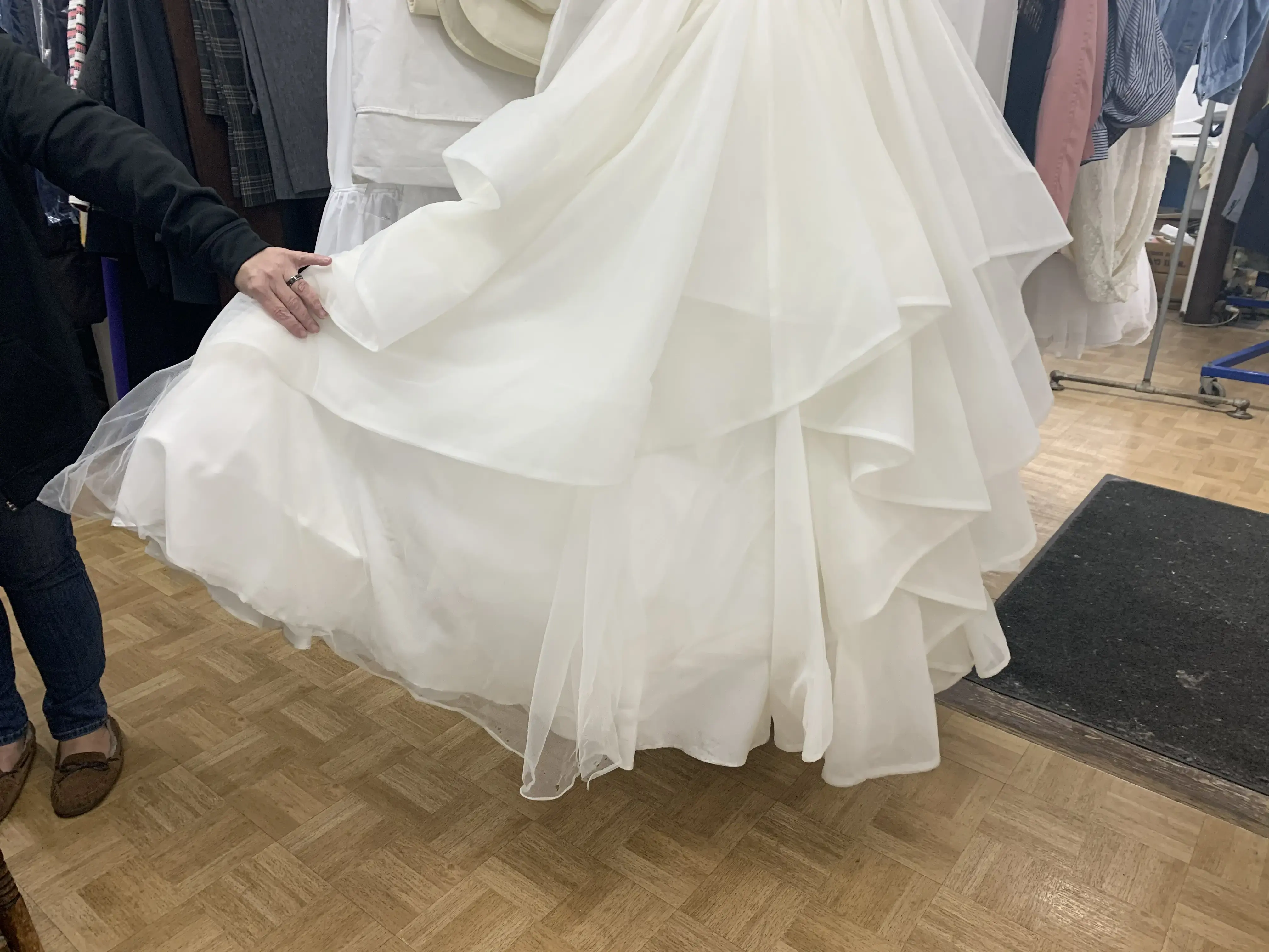 Kroner Dry Cleaners thumbnail 4