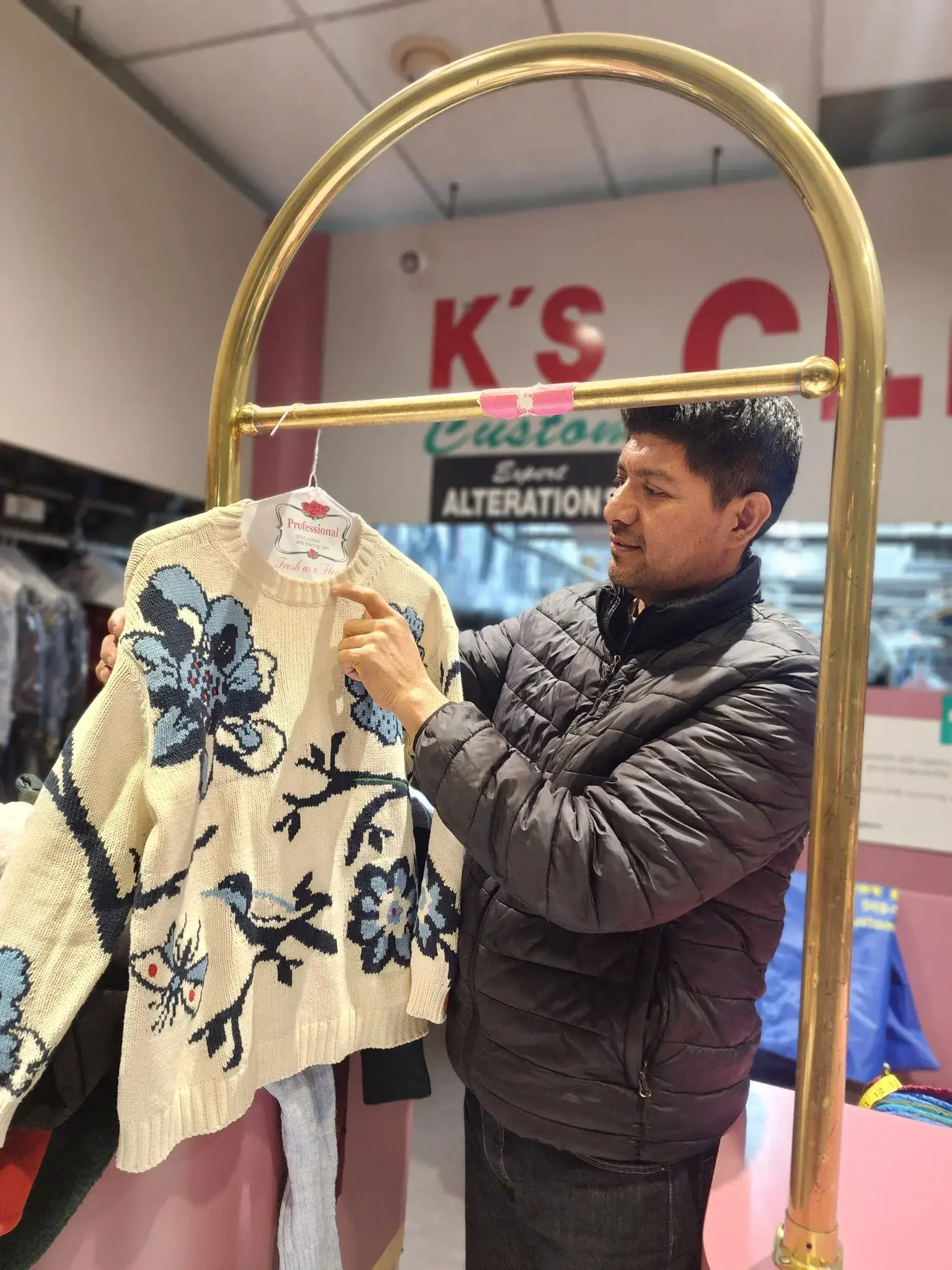 K's Custom Cleaners location