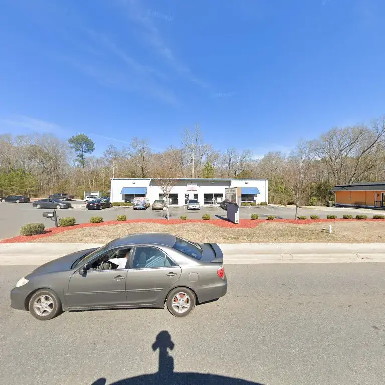 Kwik Klean Laundromat thumbnail 20