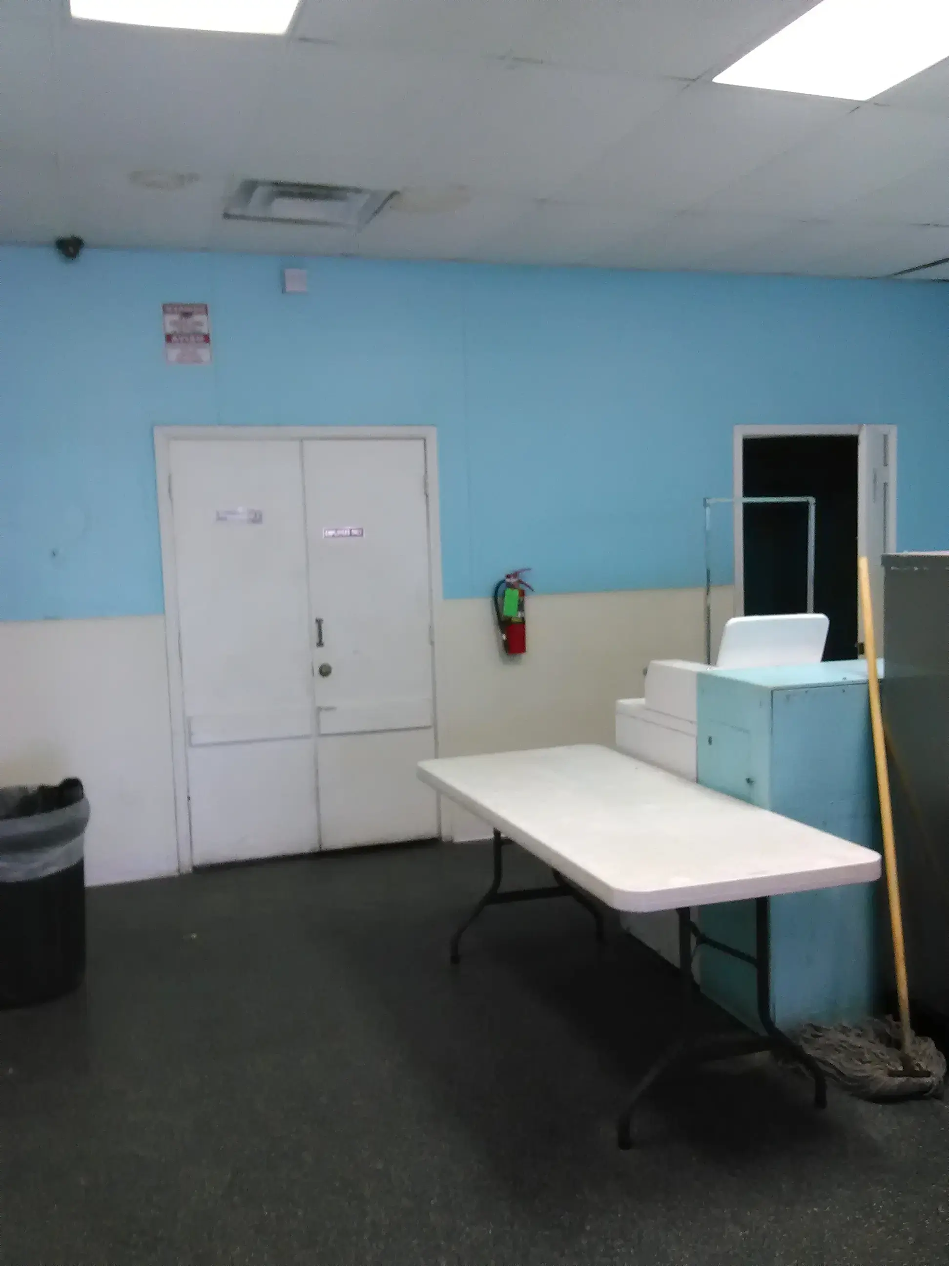 Kwik-Klean Laundry - Image 7
