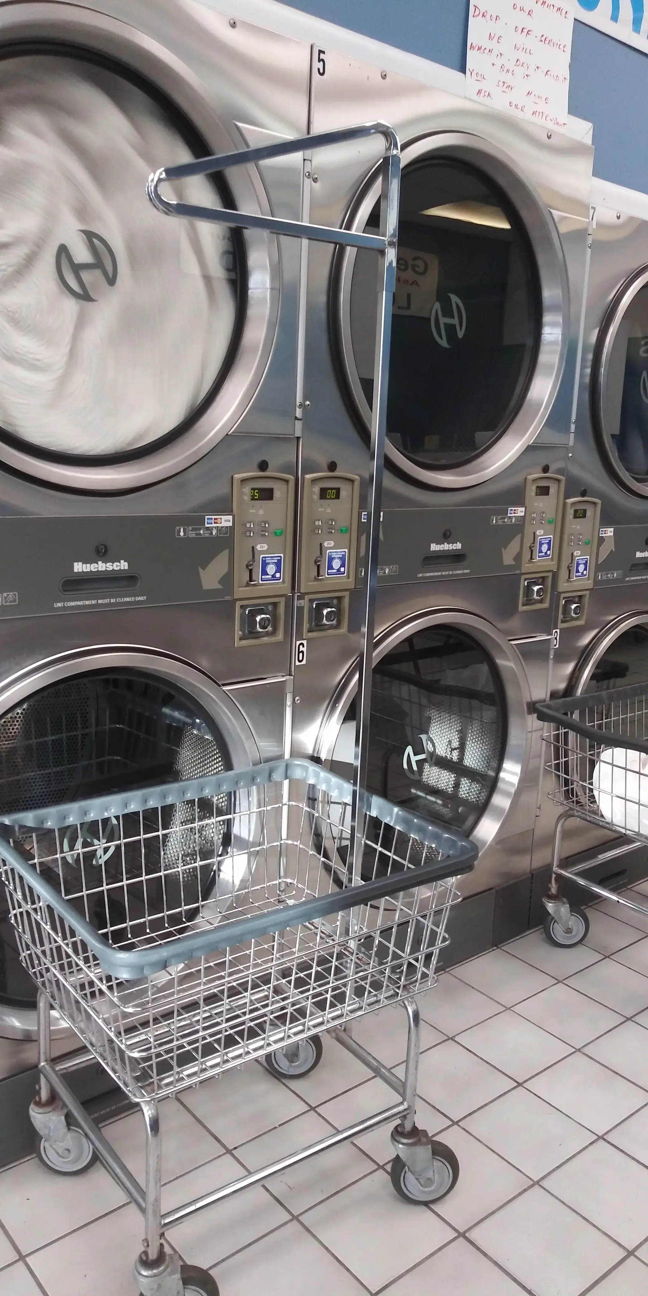 Kwik Wash Laundromat thumbnail 11