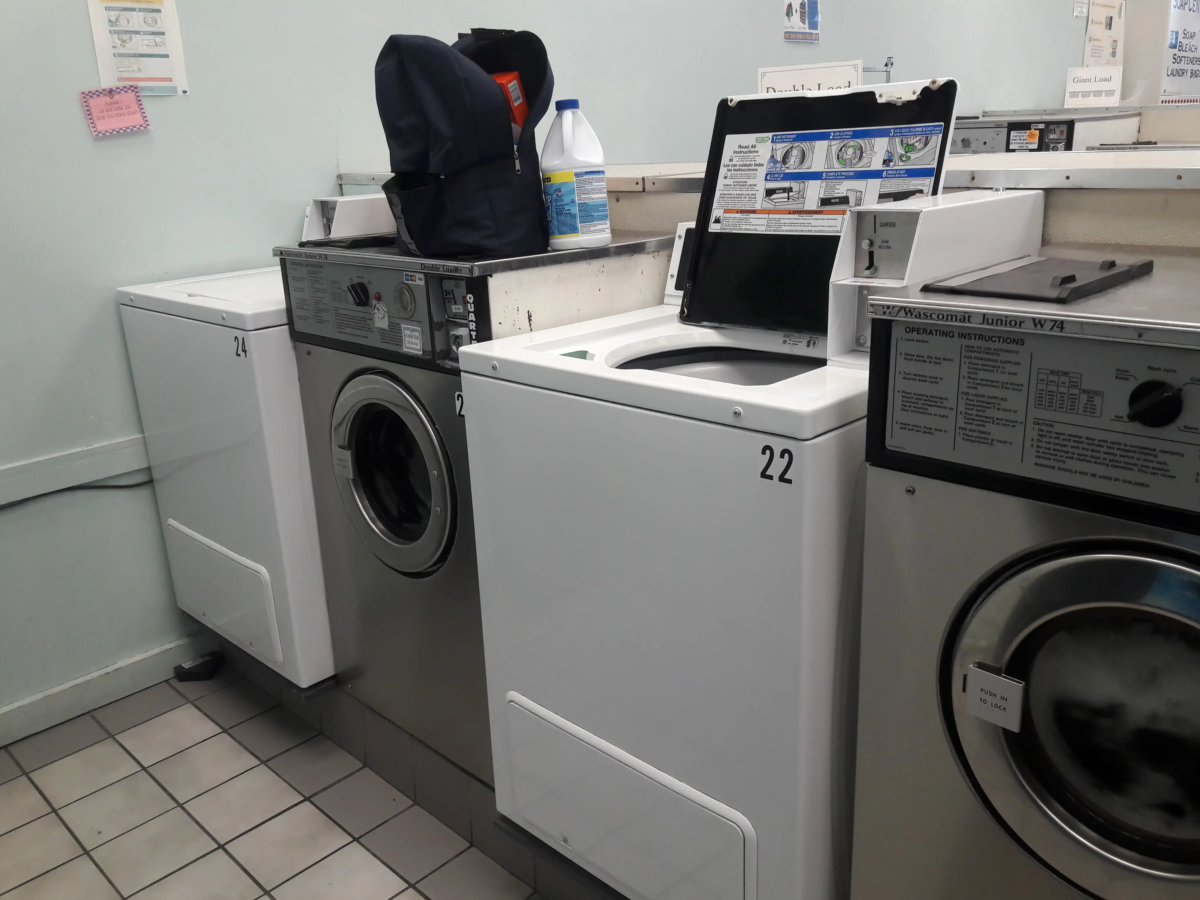 Kwik Wash Laundromat - Image 18