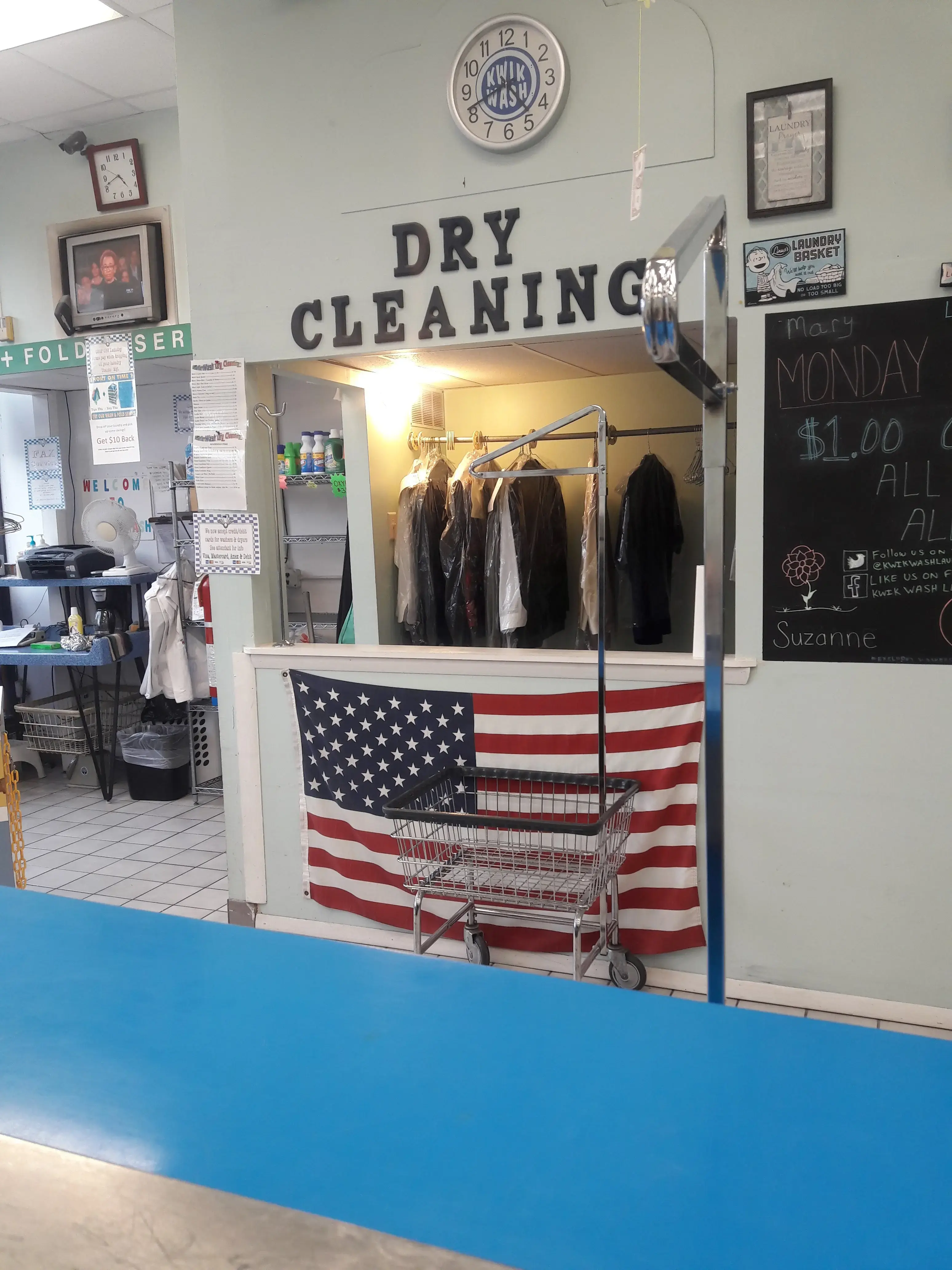 Kwik Wash Laundromat - Image 5