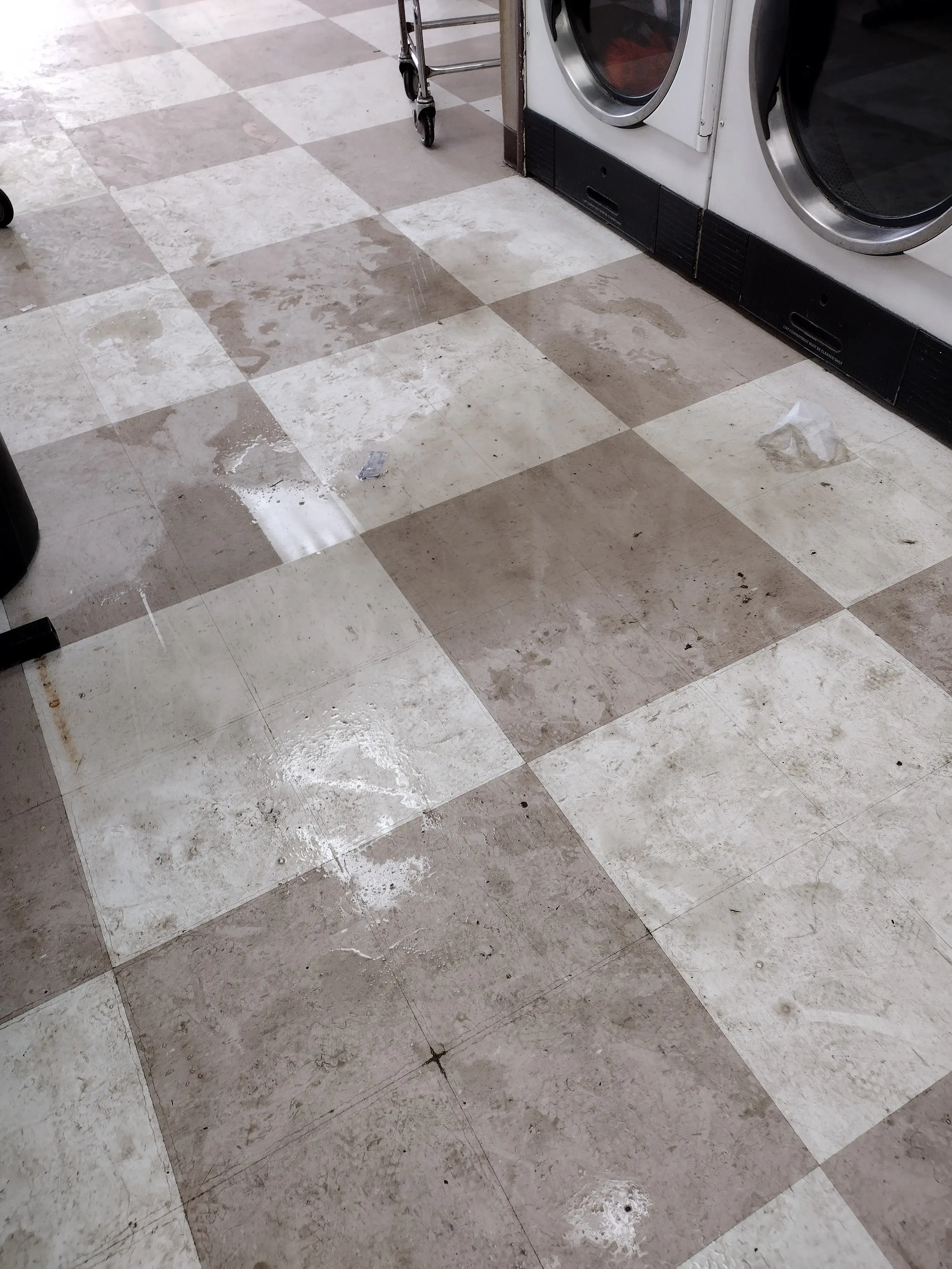 Kwik Wash Laundry - Image 6