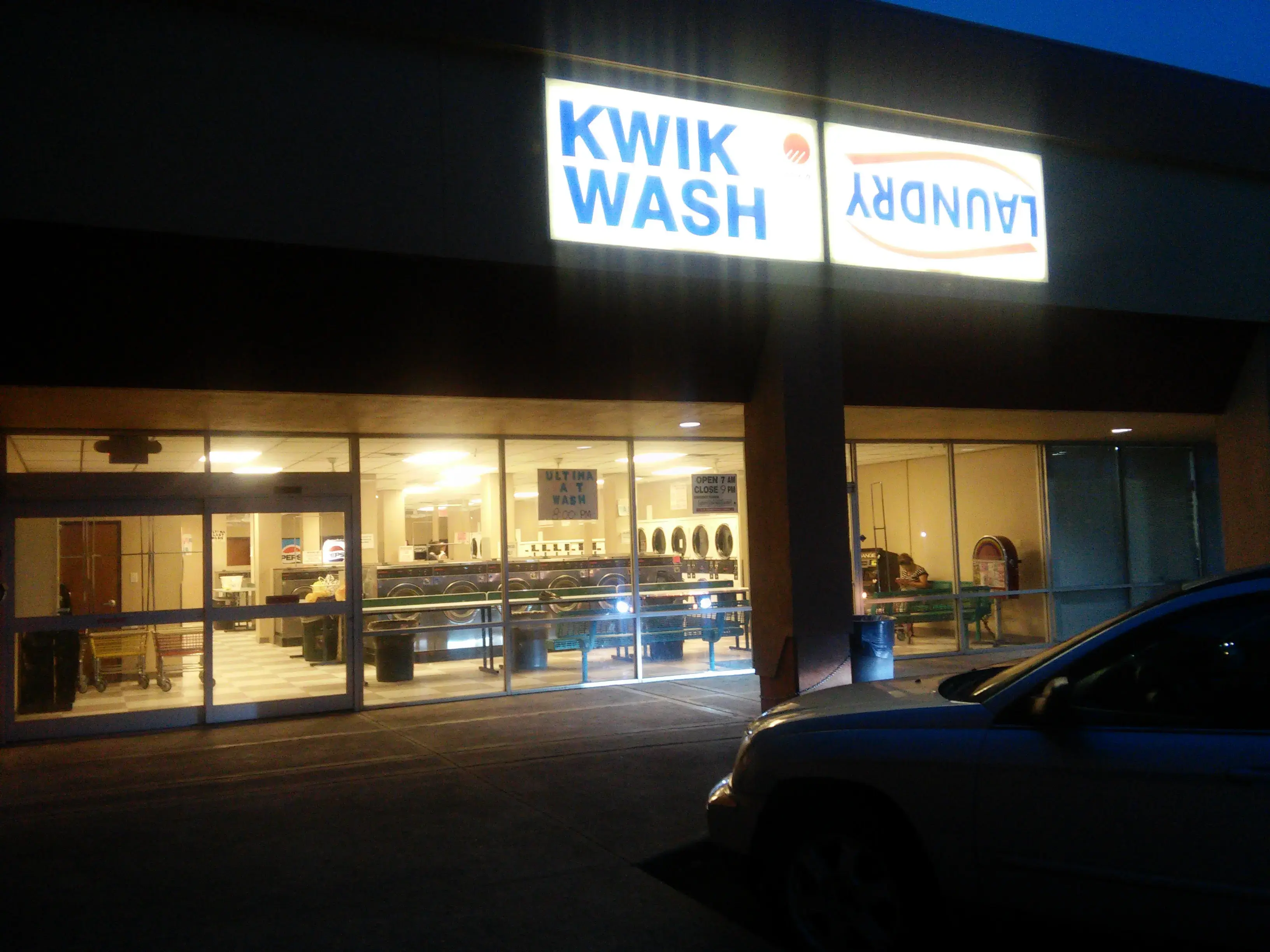 Kwik Wash Laundry thumbnail 4