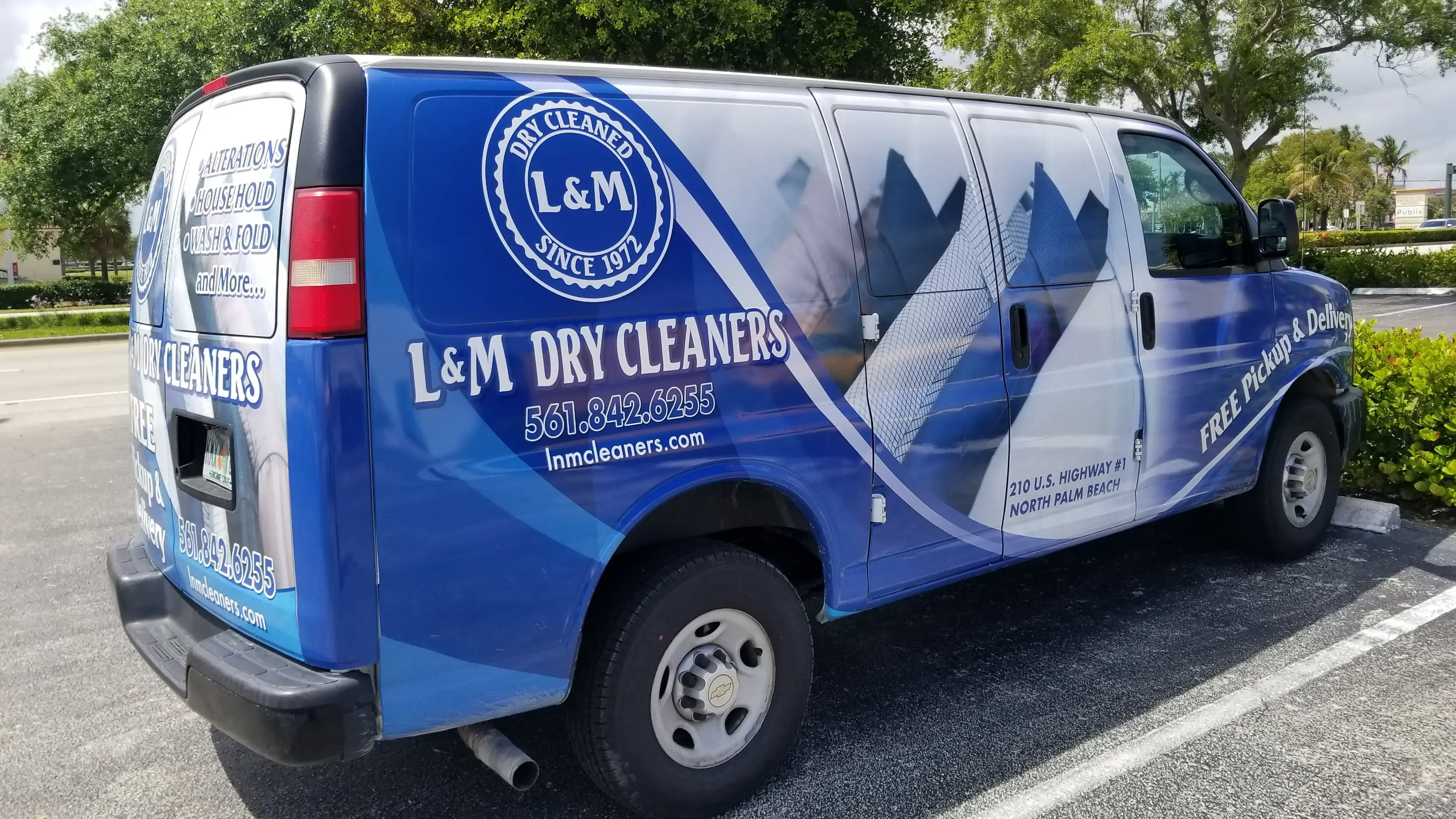 L & M Dry Cleaners thumbnail 4
