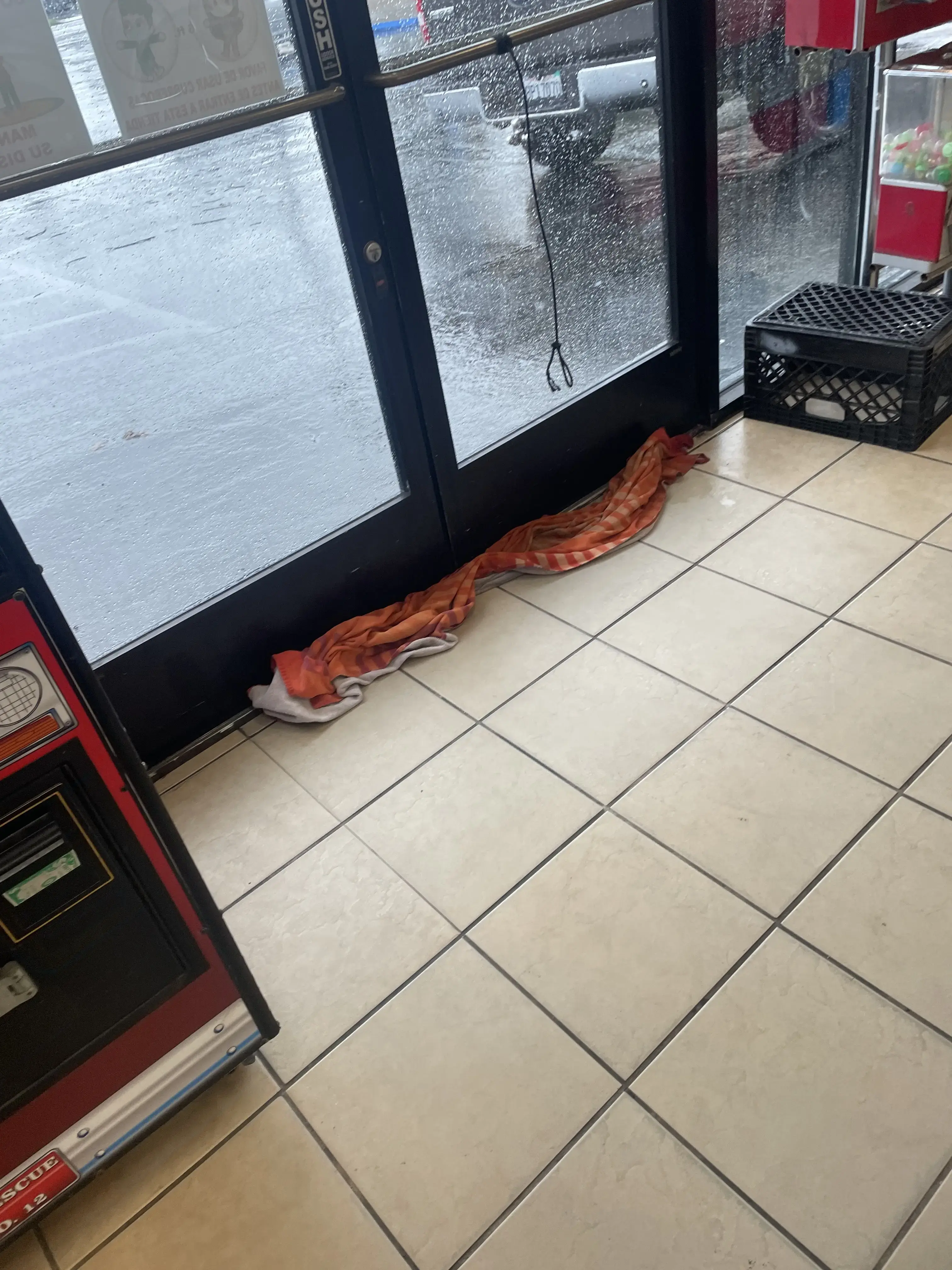 La Chiquita Laundromat thumbnail 1
