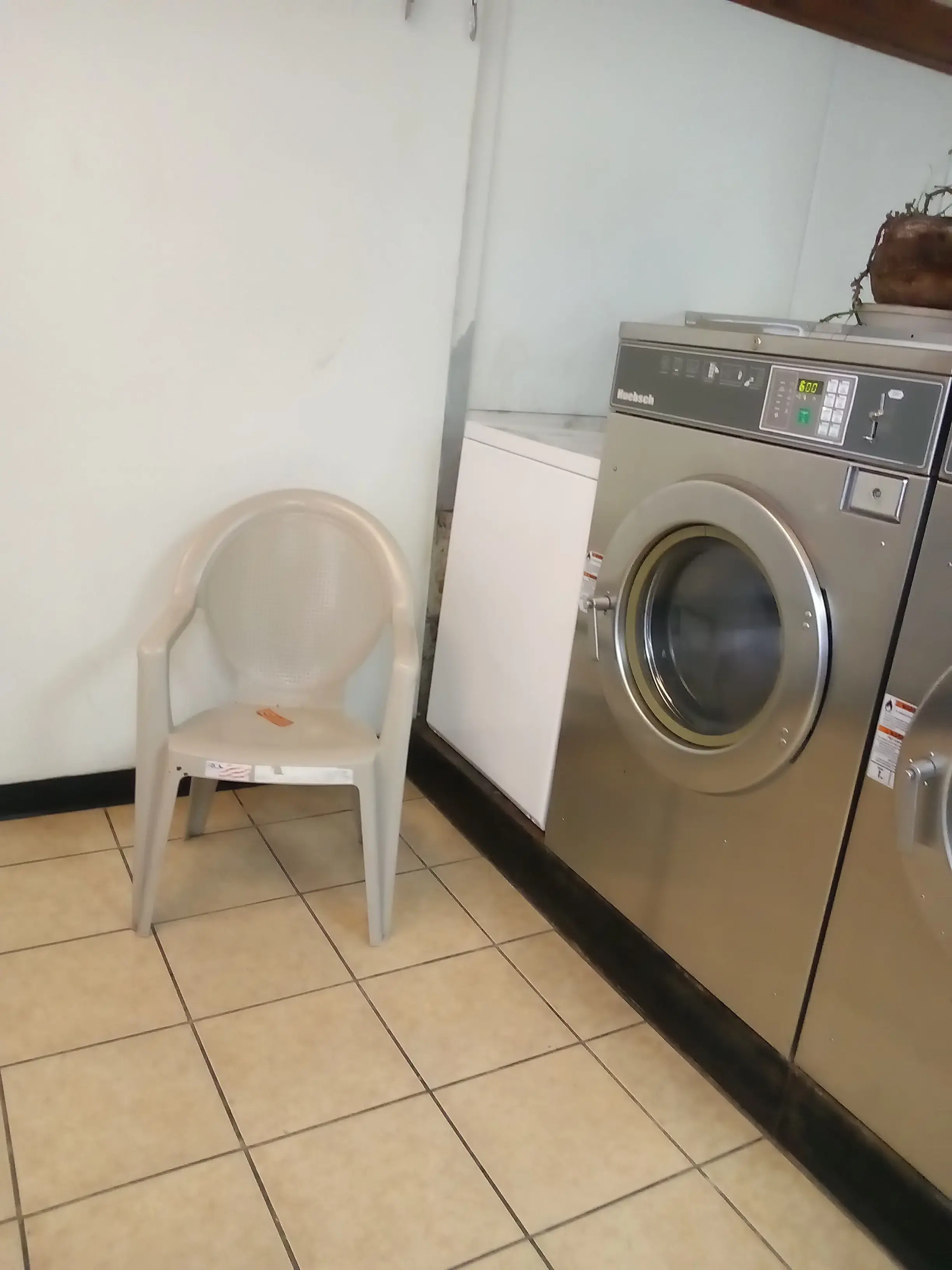 La Chiquita Laundry - Image 7