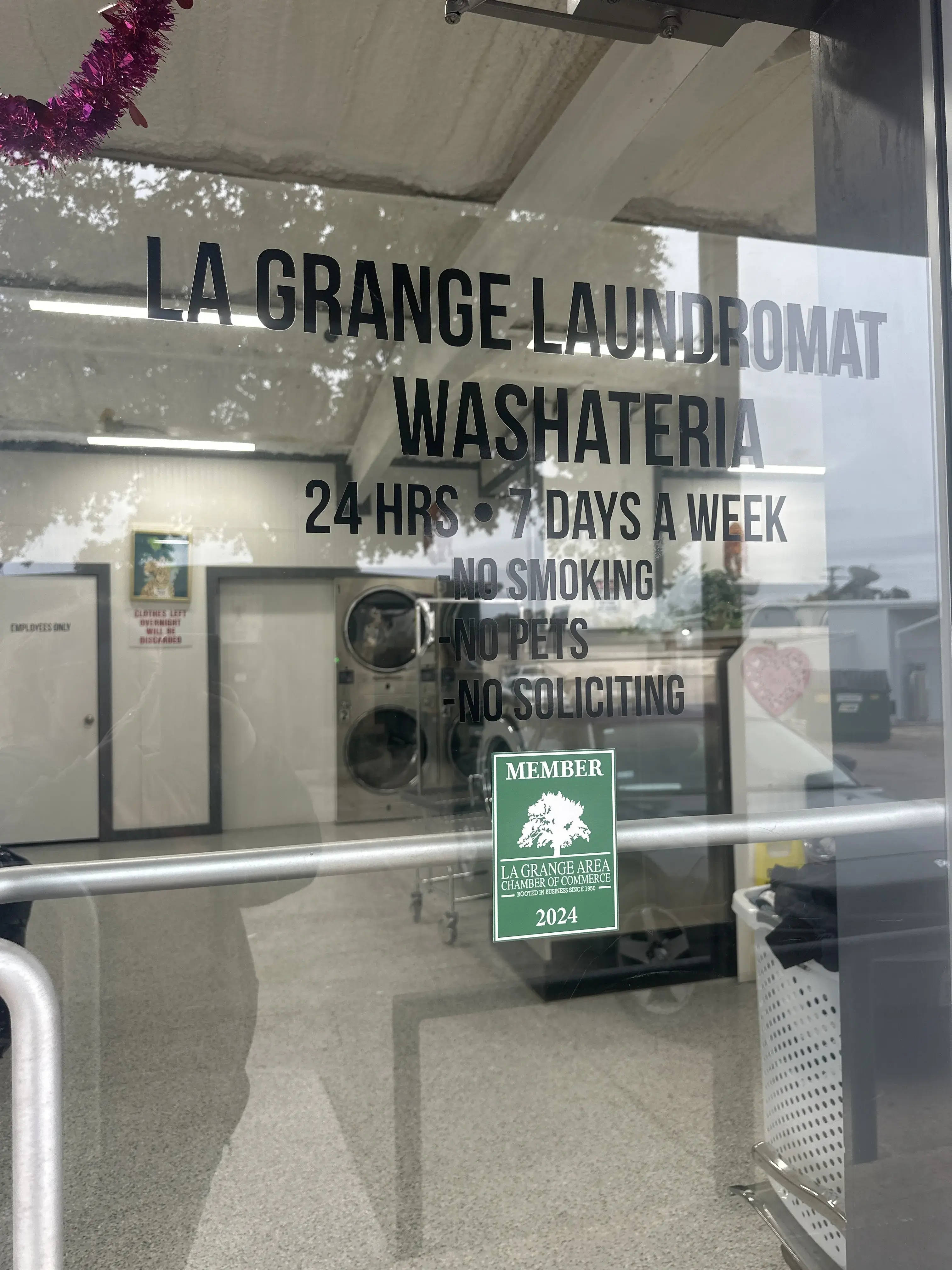 La Grange Laundromat & Washateria - Image 6