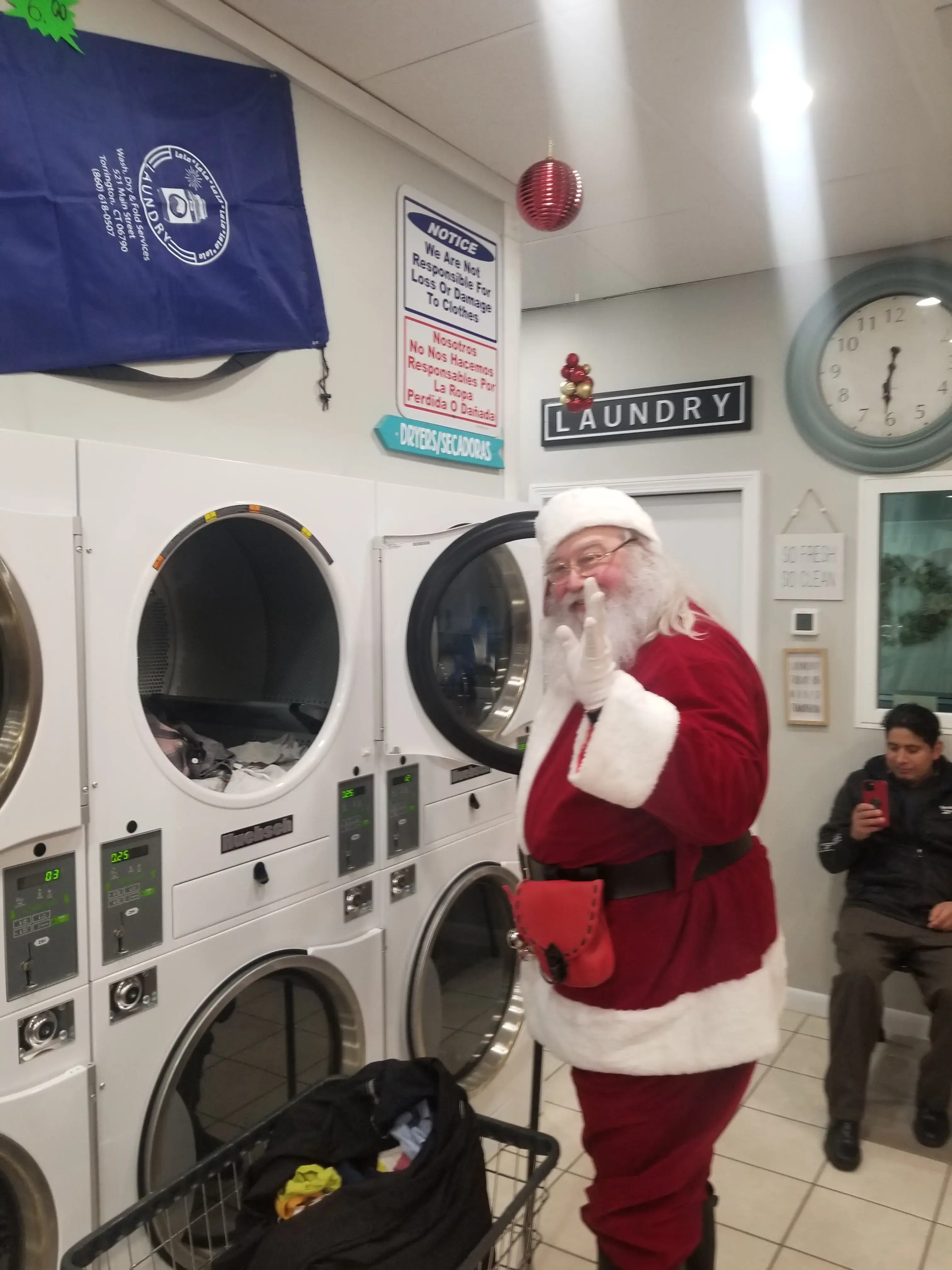 La La Laundry - Image 15