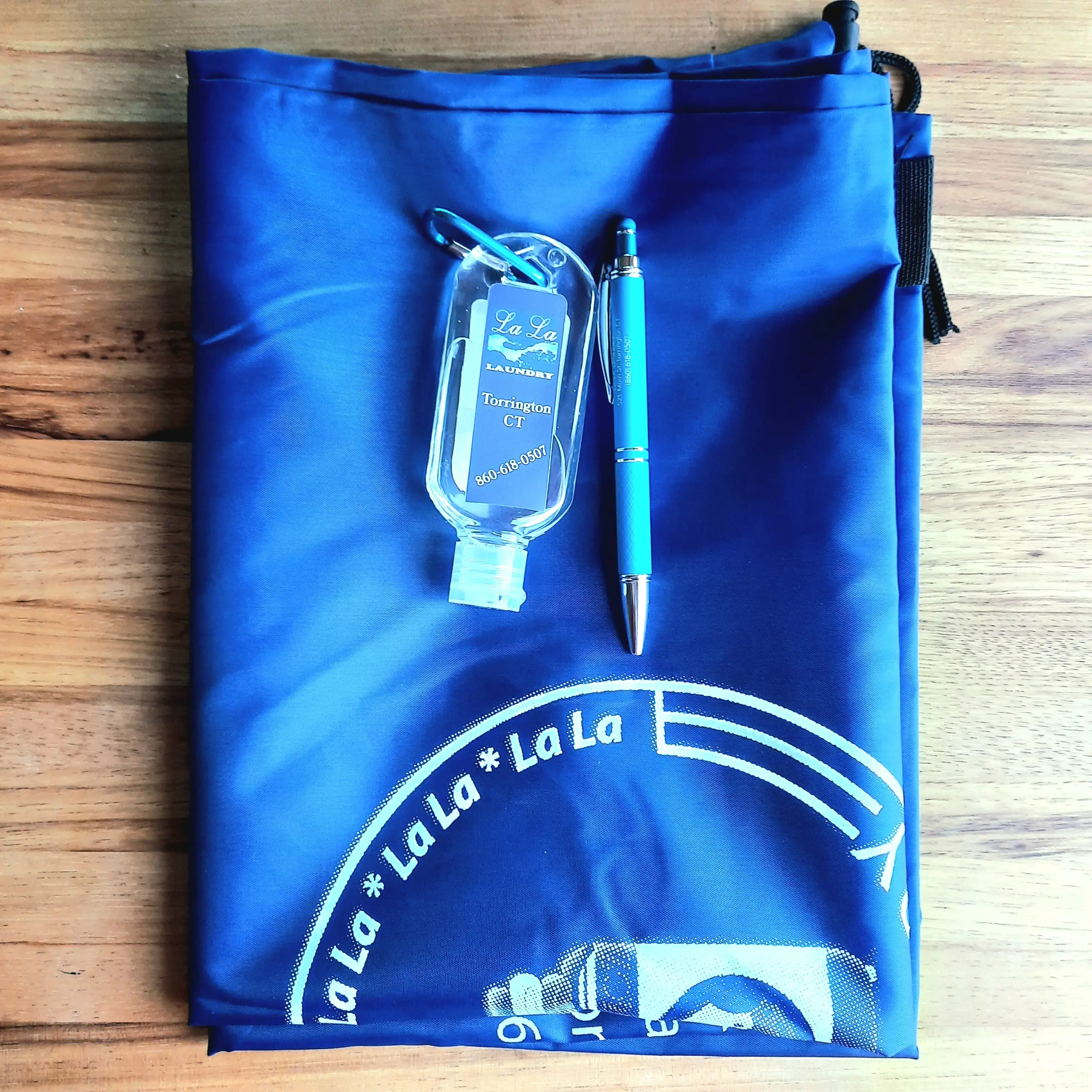 La La Laundry - Image 8