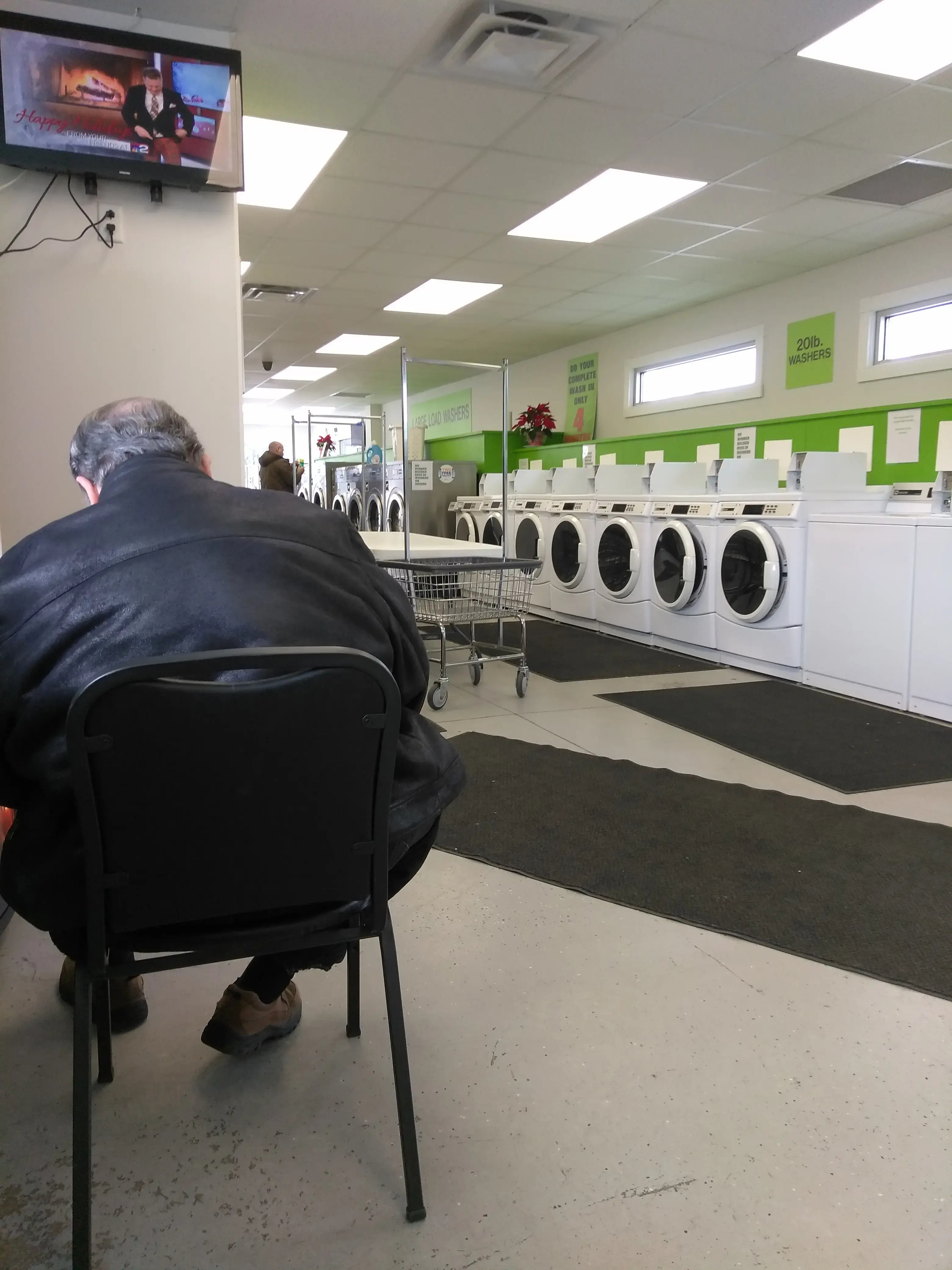 LA. Laundry thumbnail 13
