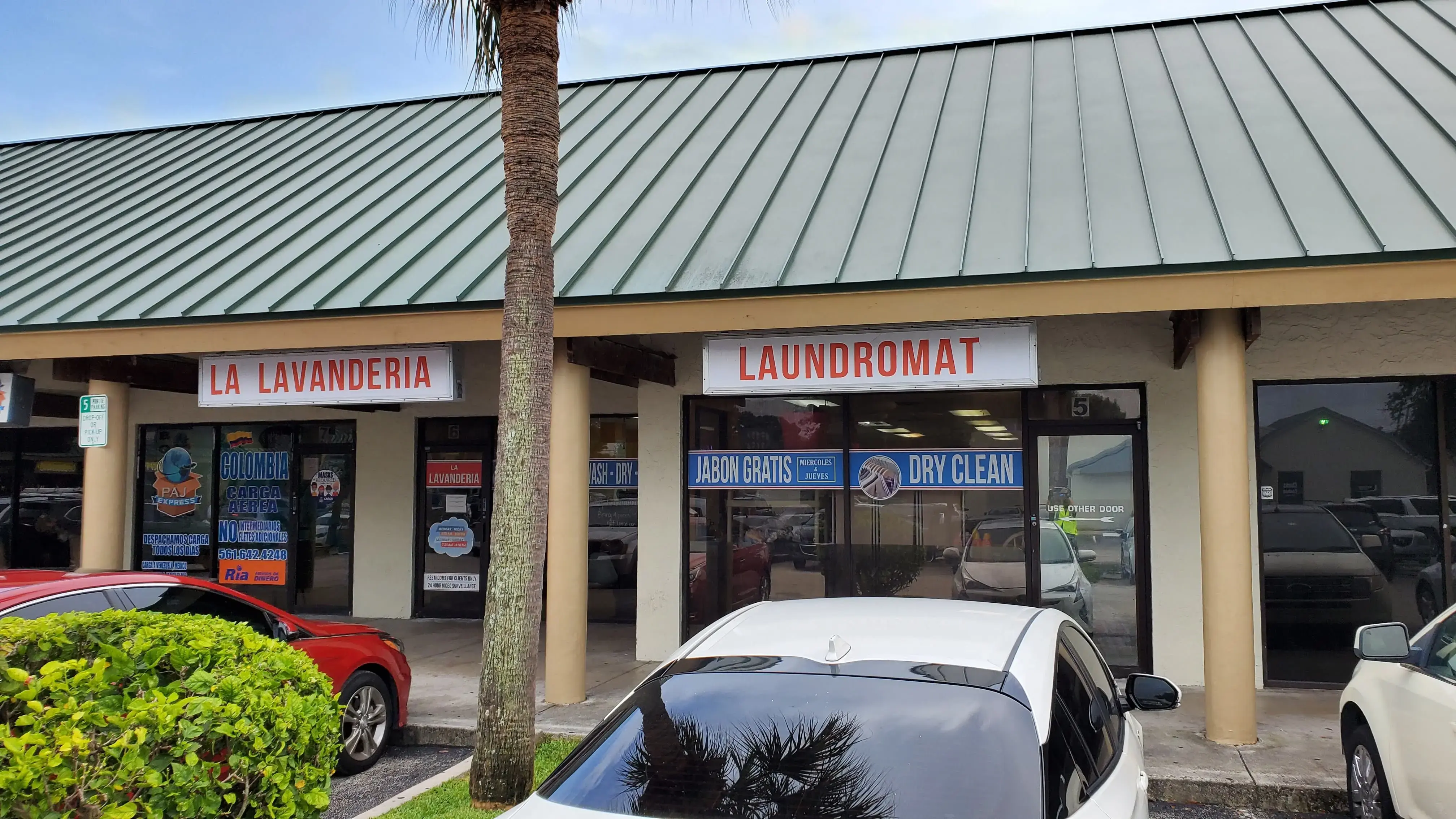 La Lavanderia WPB thumbnail 8