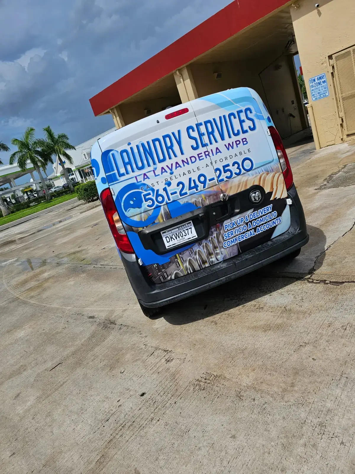 La Lavanderia WPB thumbnail 2