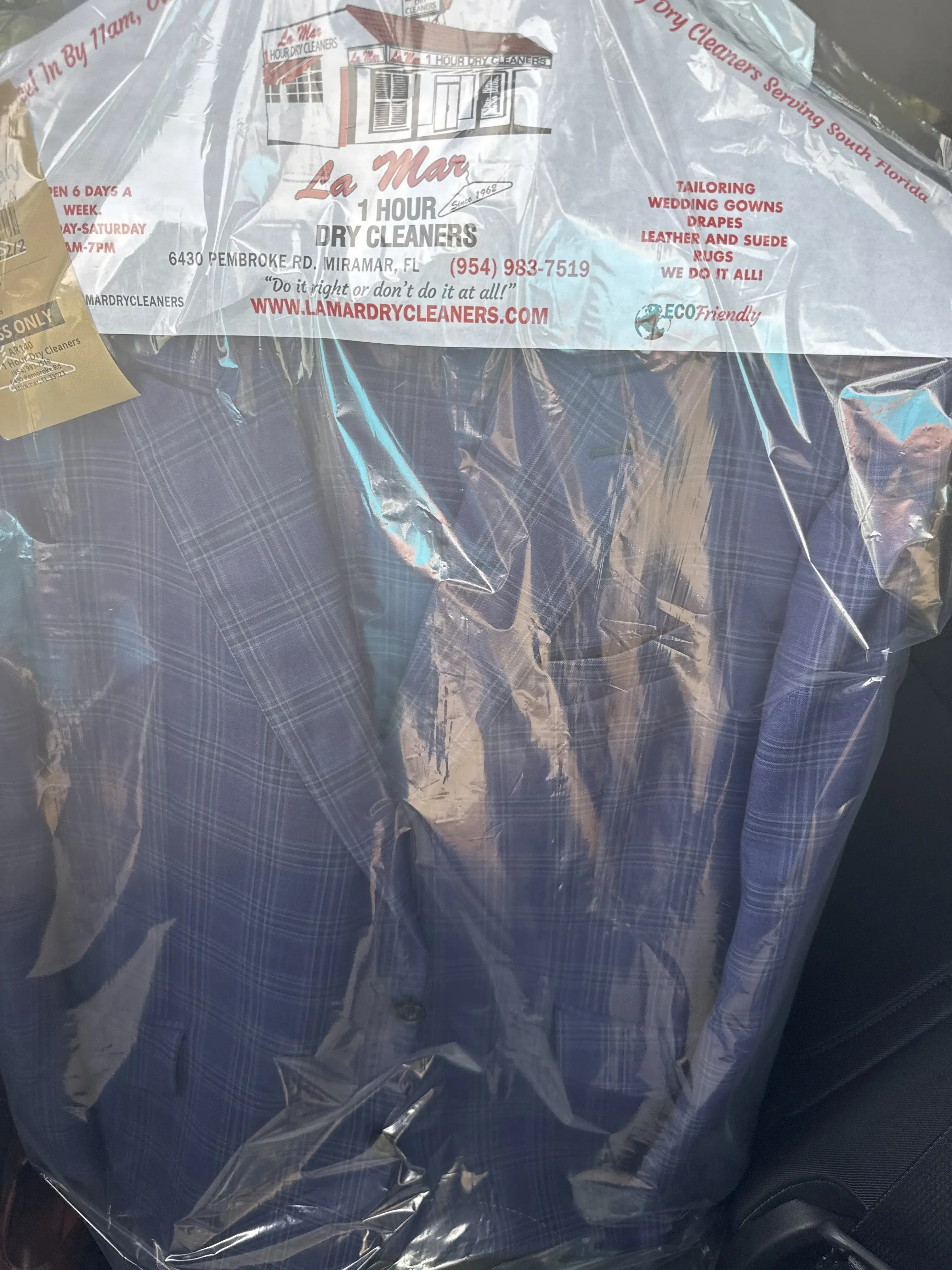 La Mar 1 Hour Dry Cleaners thumbnail 3