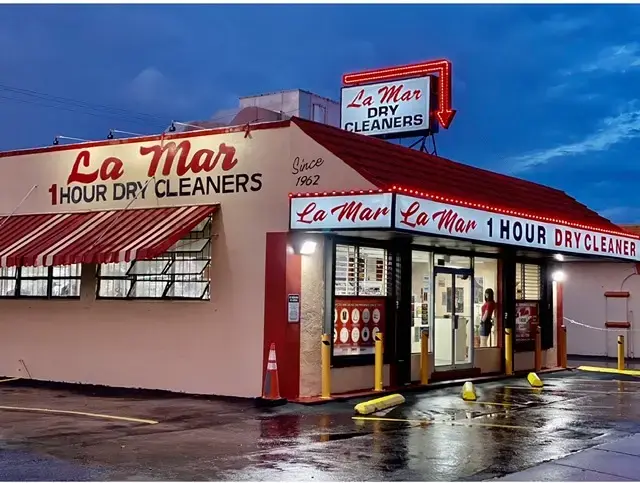 La Mar 1 Hour Dry Cleaners thumbnail 5