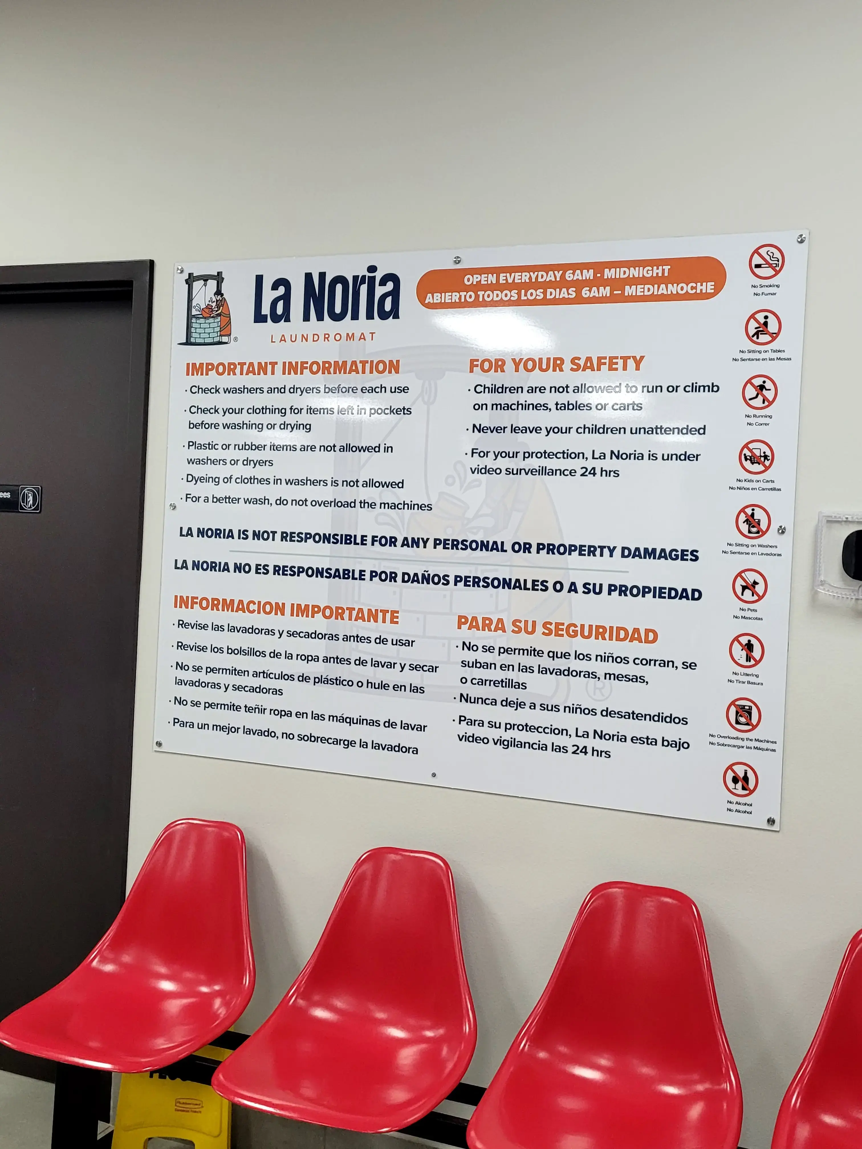 La Noria Laundromat - Image 11