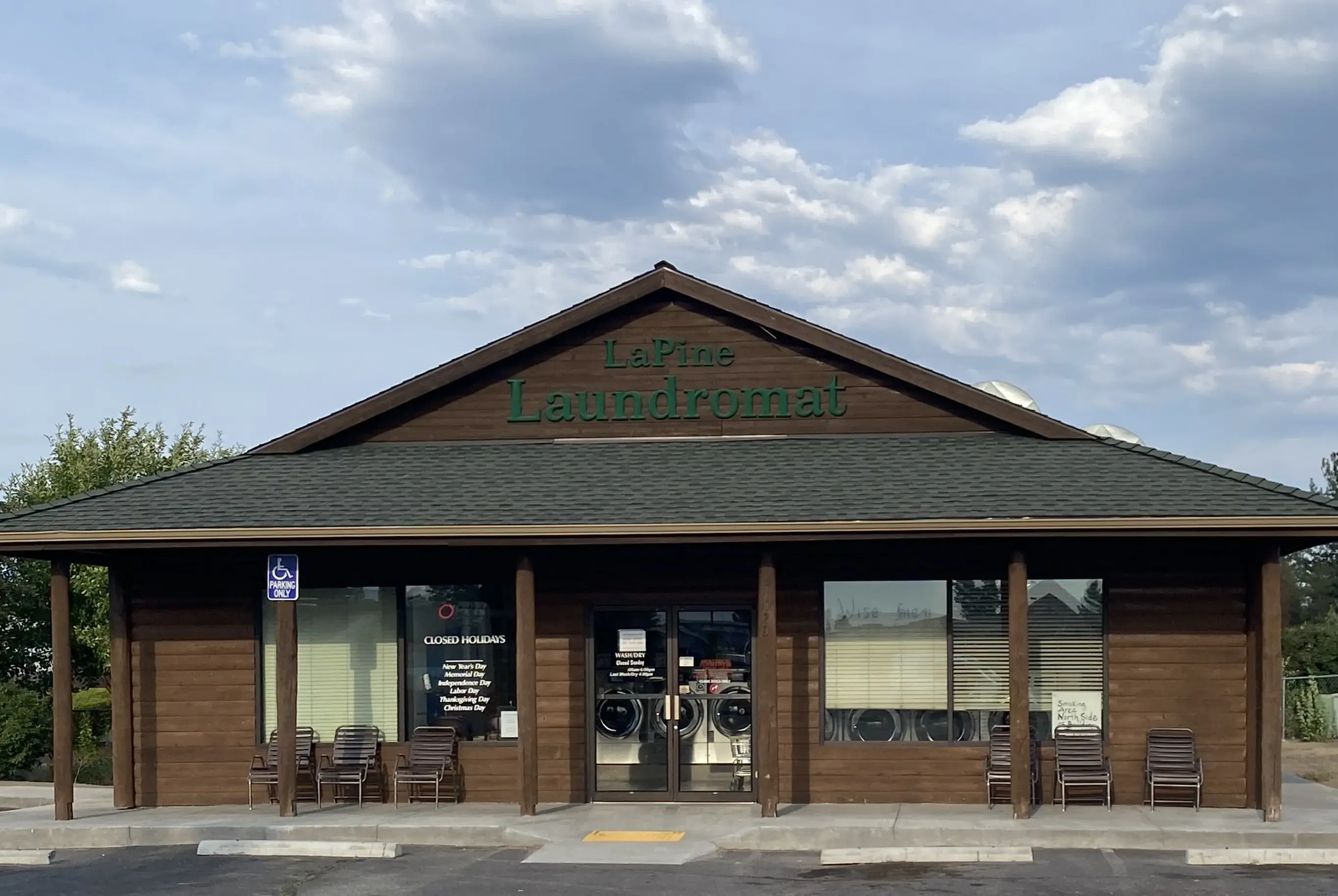 La Pine Laundromat - Image 3
