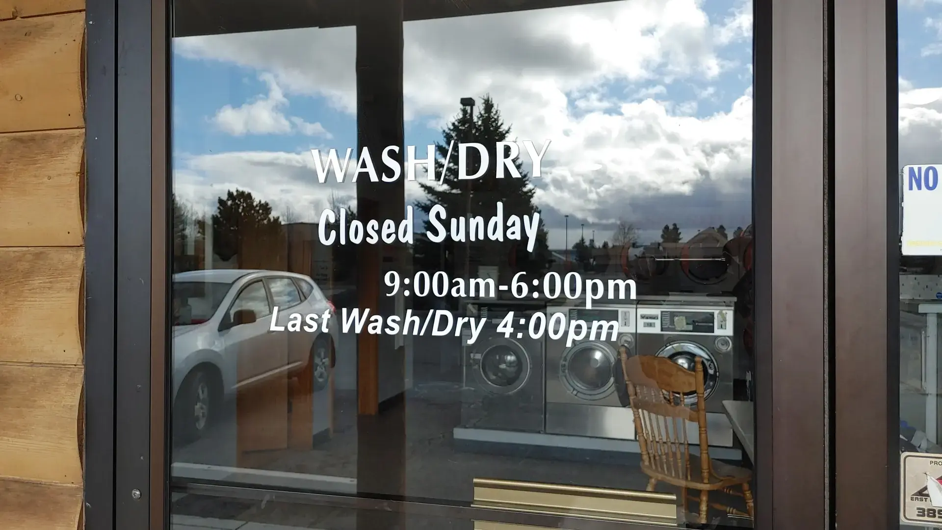 La Pine Laundromat thumbnail 5