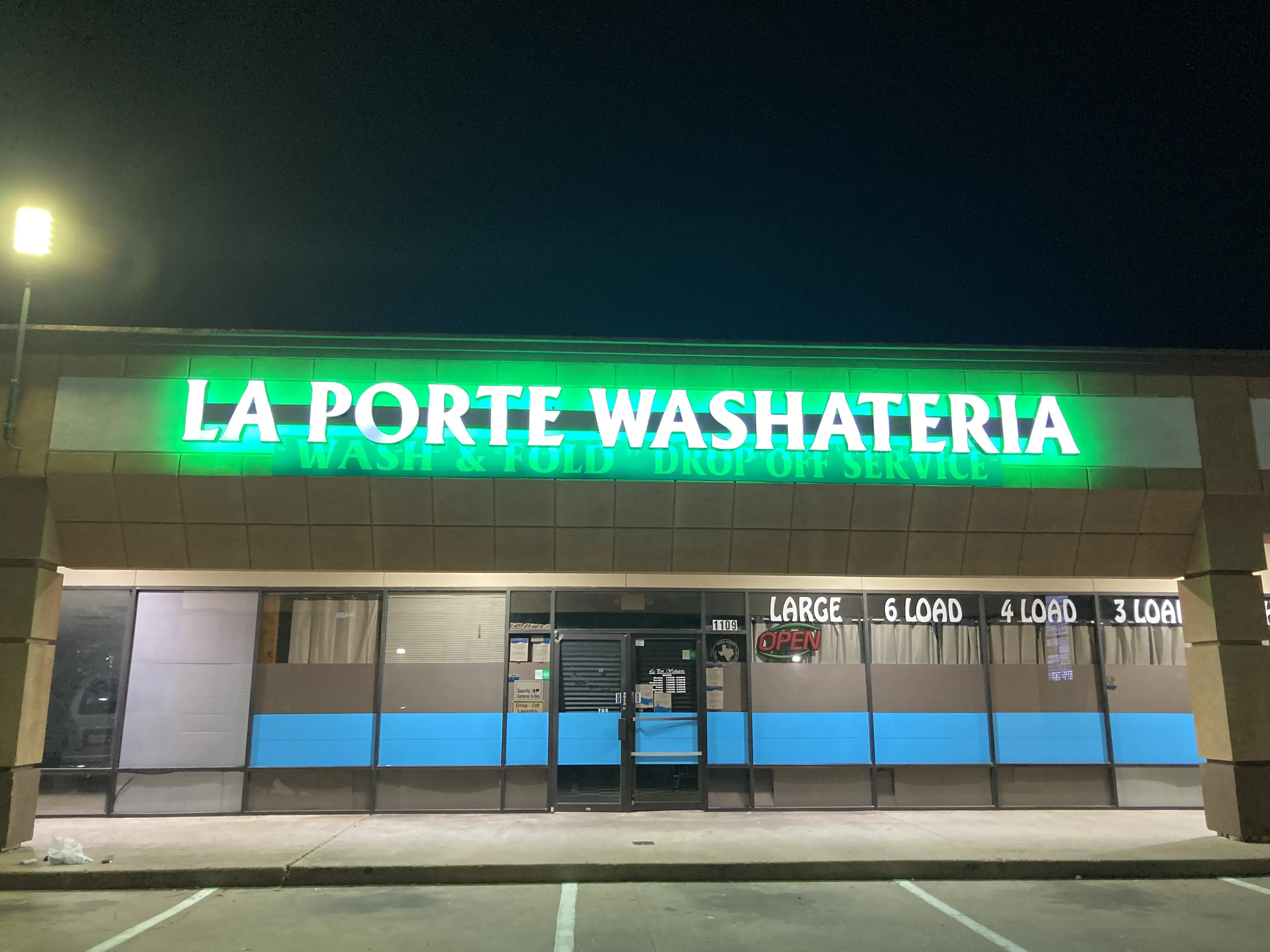 La Porte Washateria thumbnail 13
