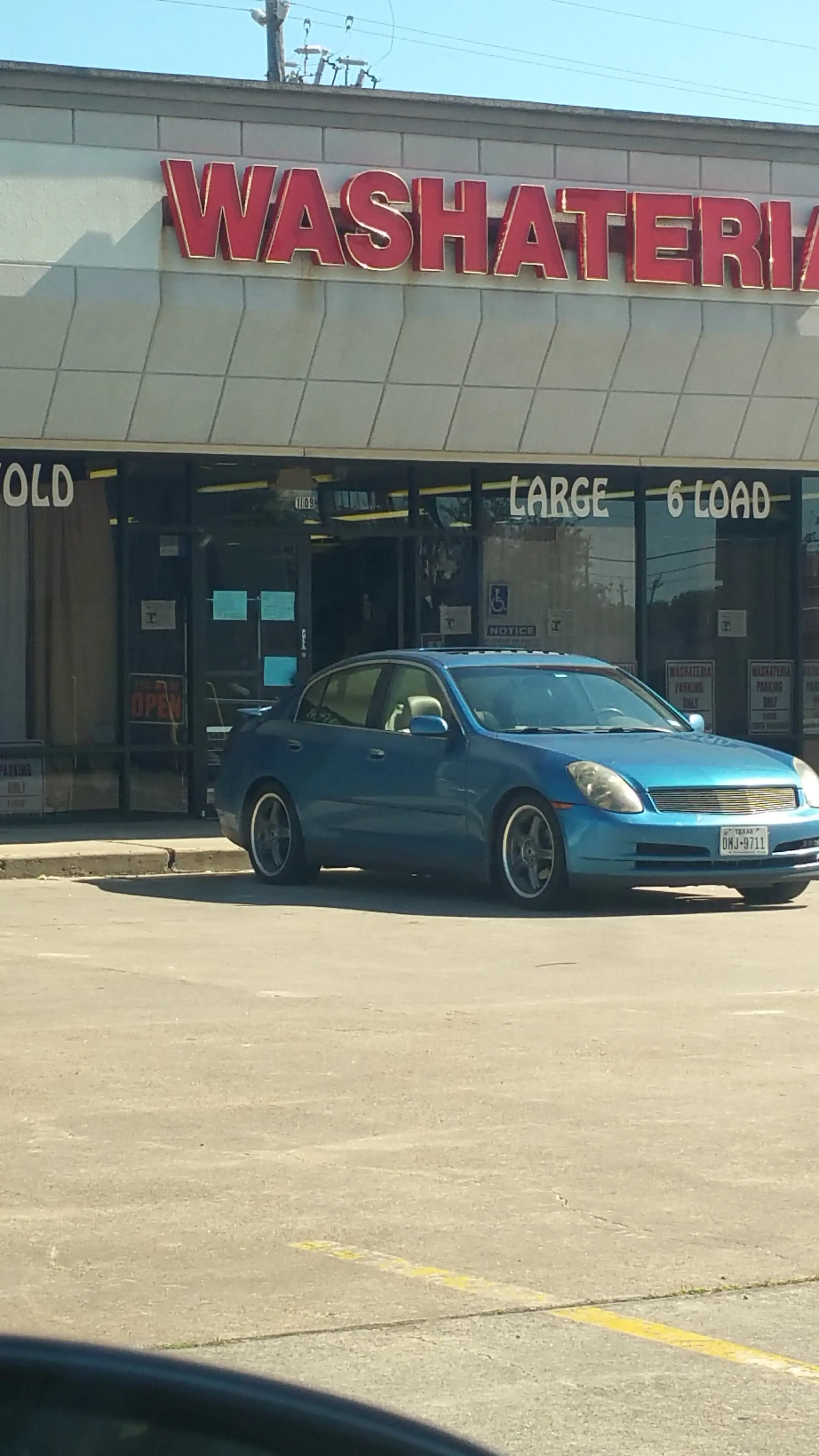 La Porte Washateria thumbnail 10