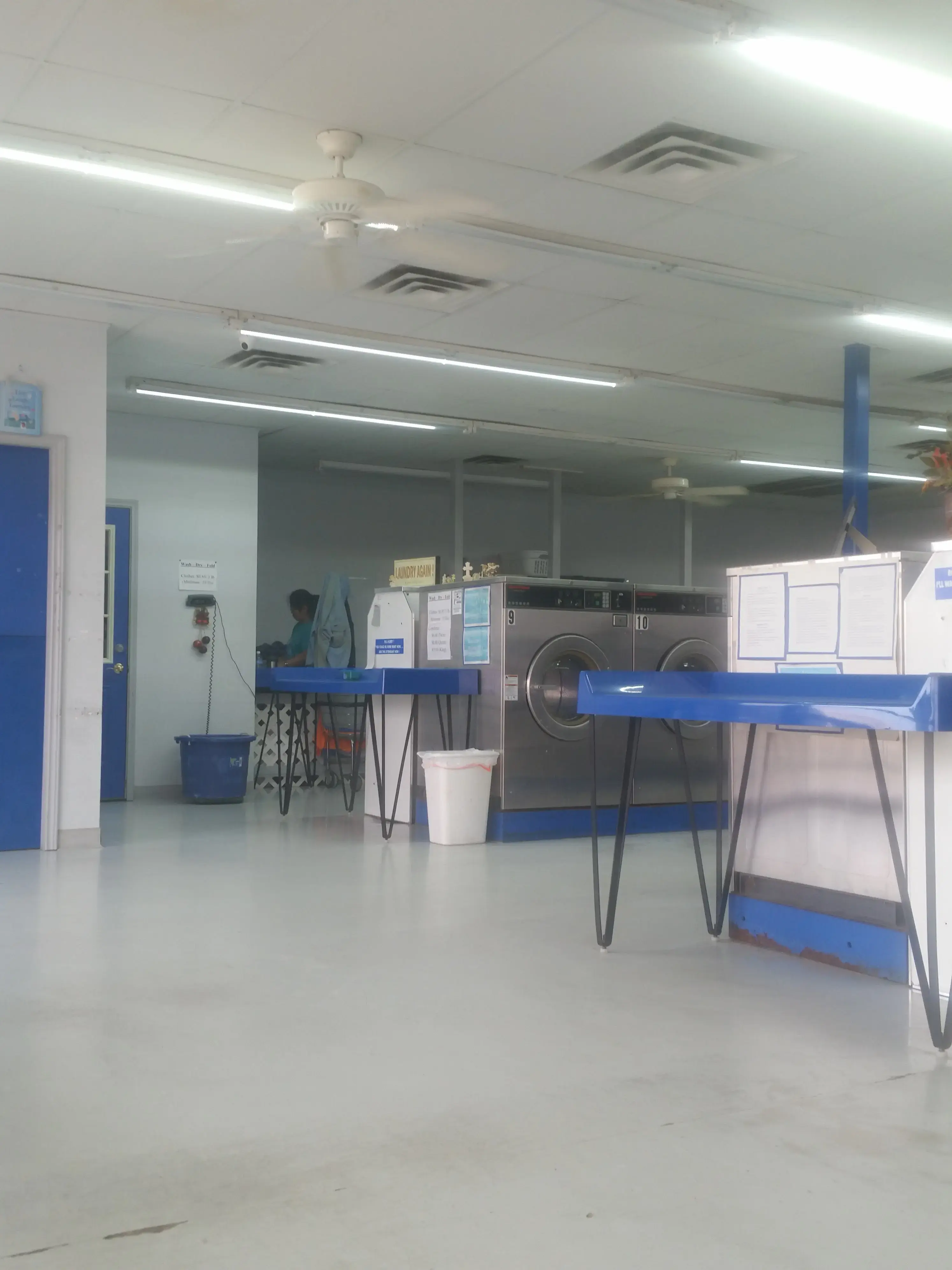 La Porte Washateria - Image 5