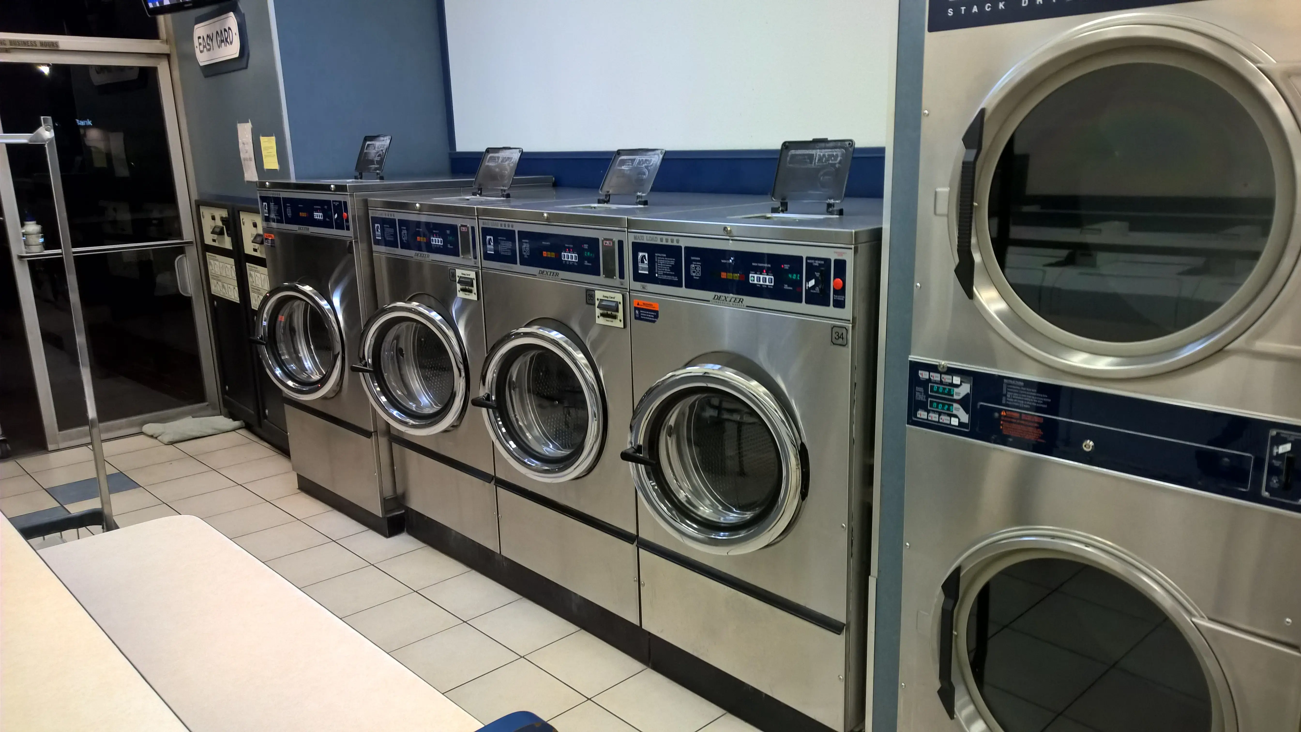 La Verne Laundraland - Image 19