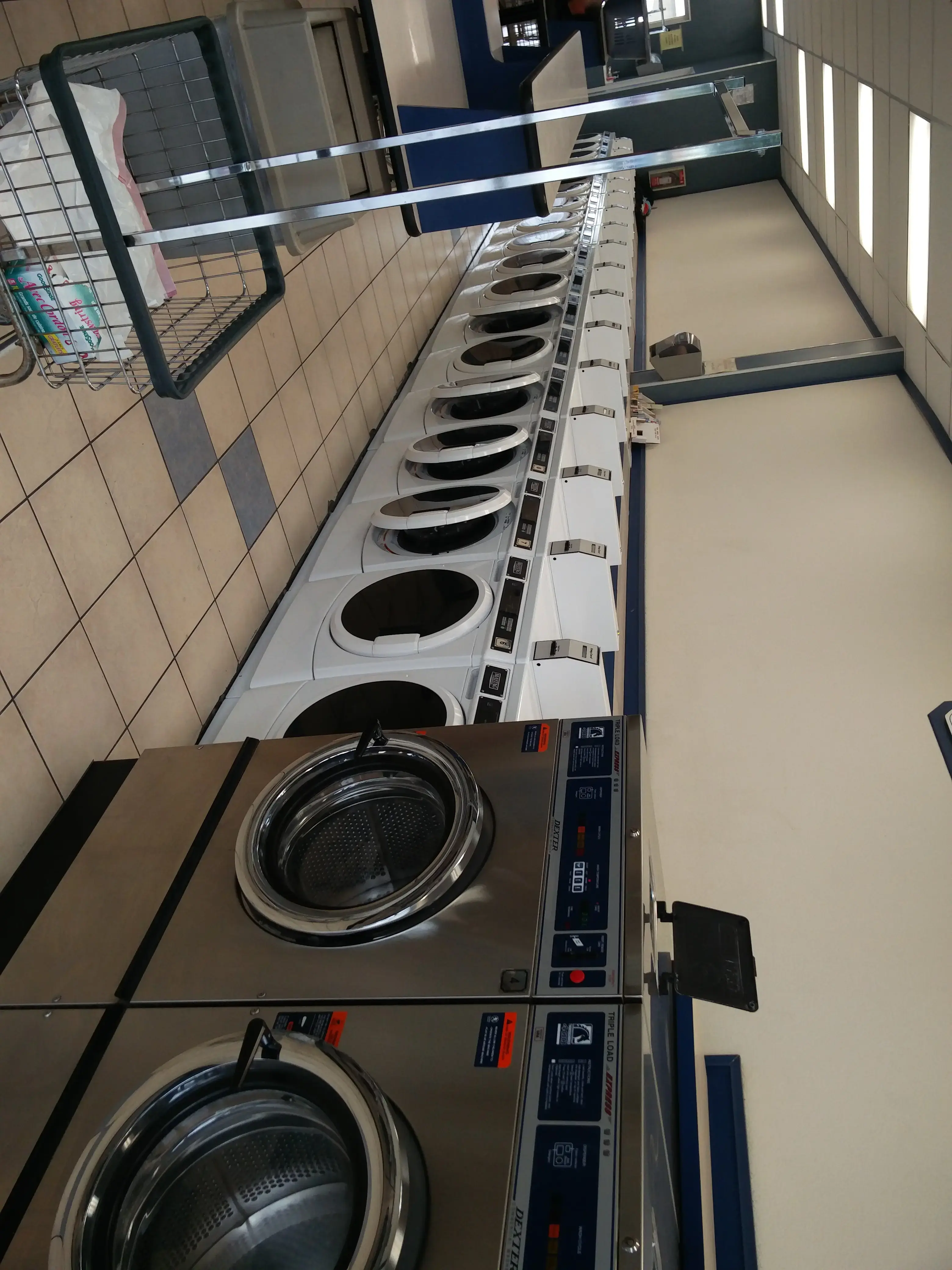 La Verne Laundraland thumbnail 12