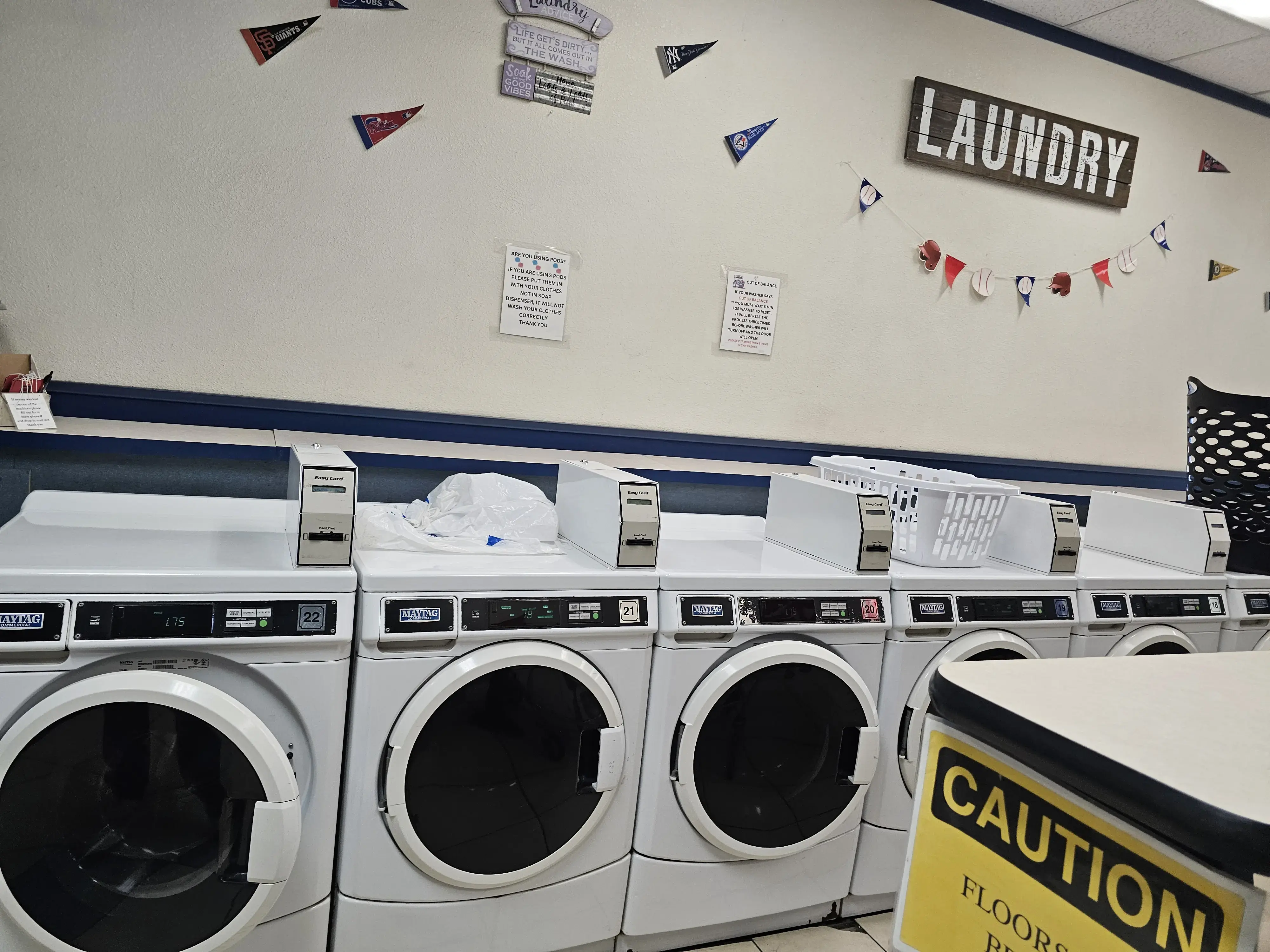 La Verne Laundraland location