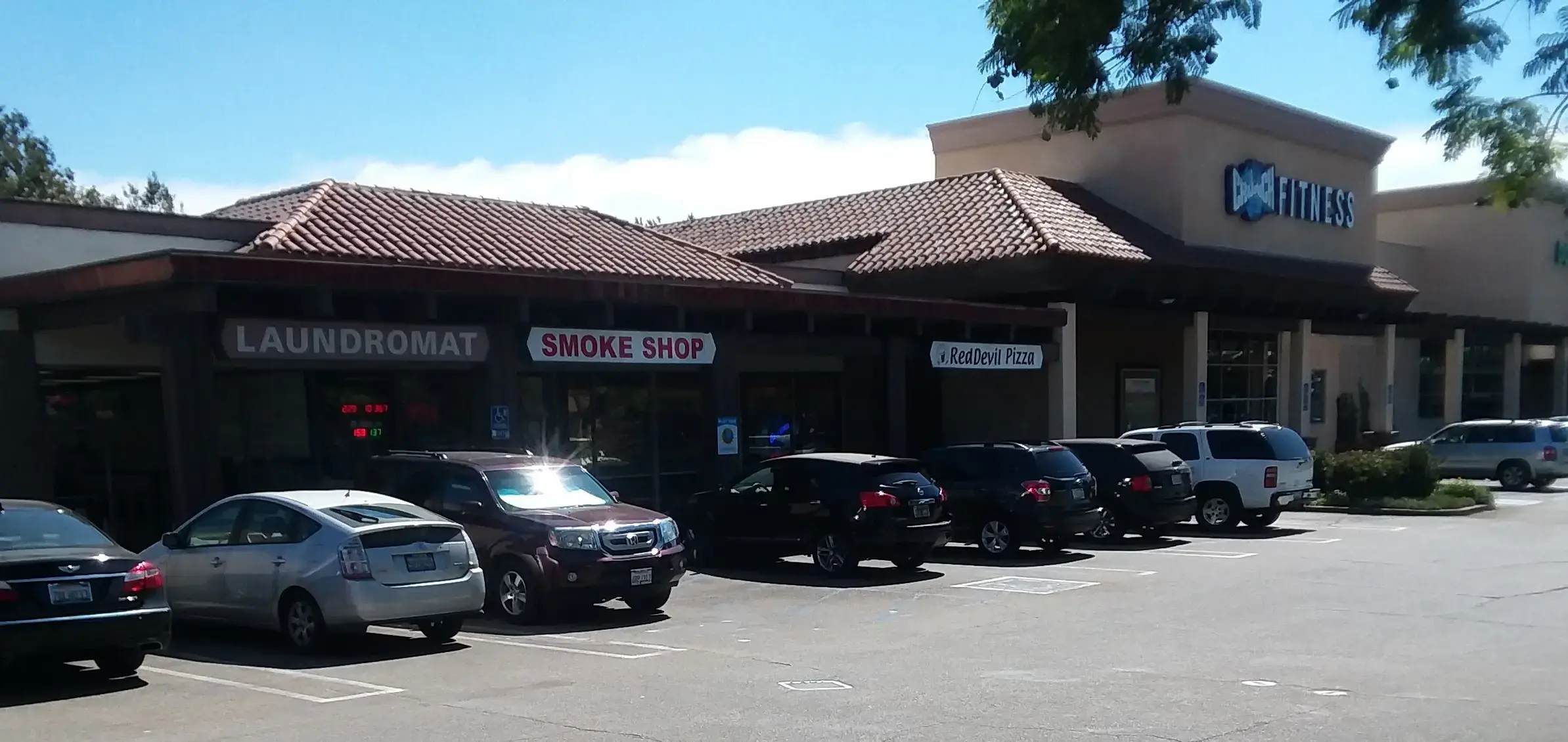 La Verne Laundraland - Image 16