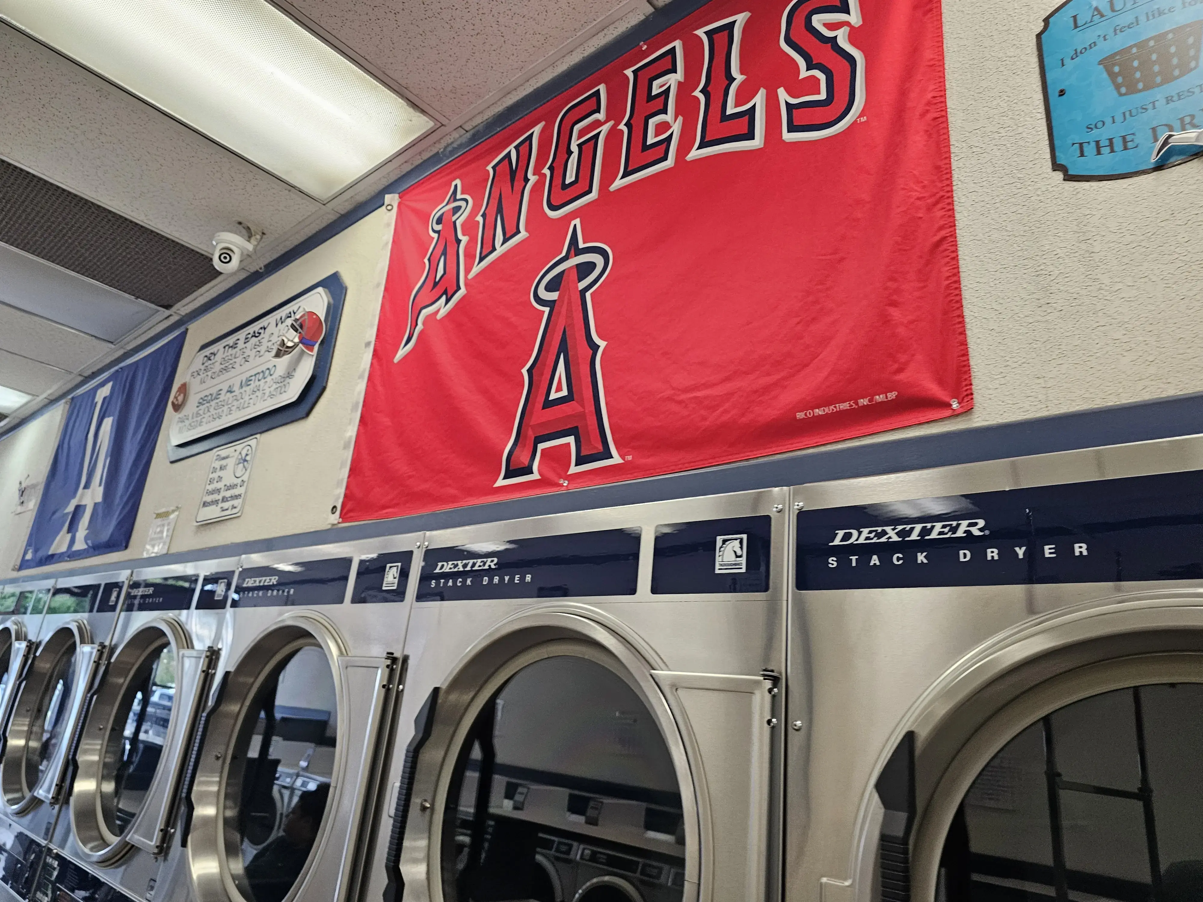La Verne Laundraland - Image 3