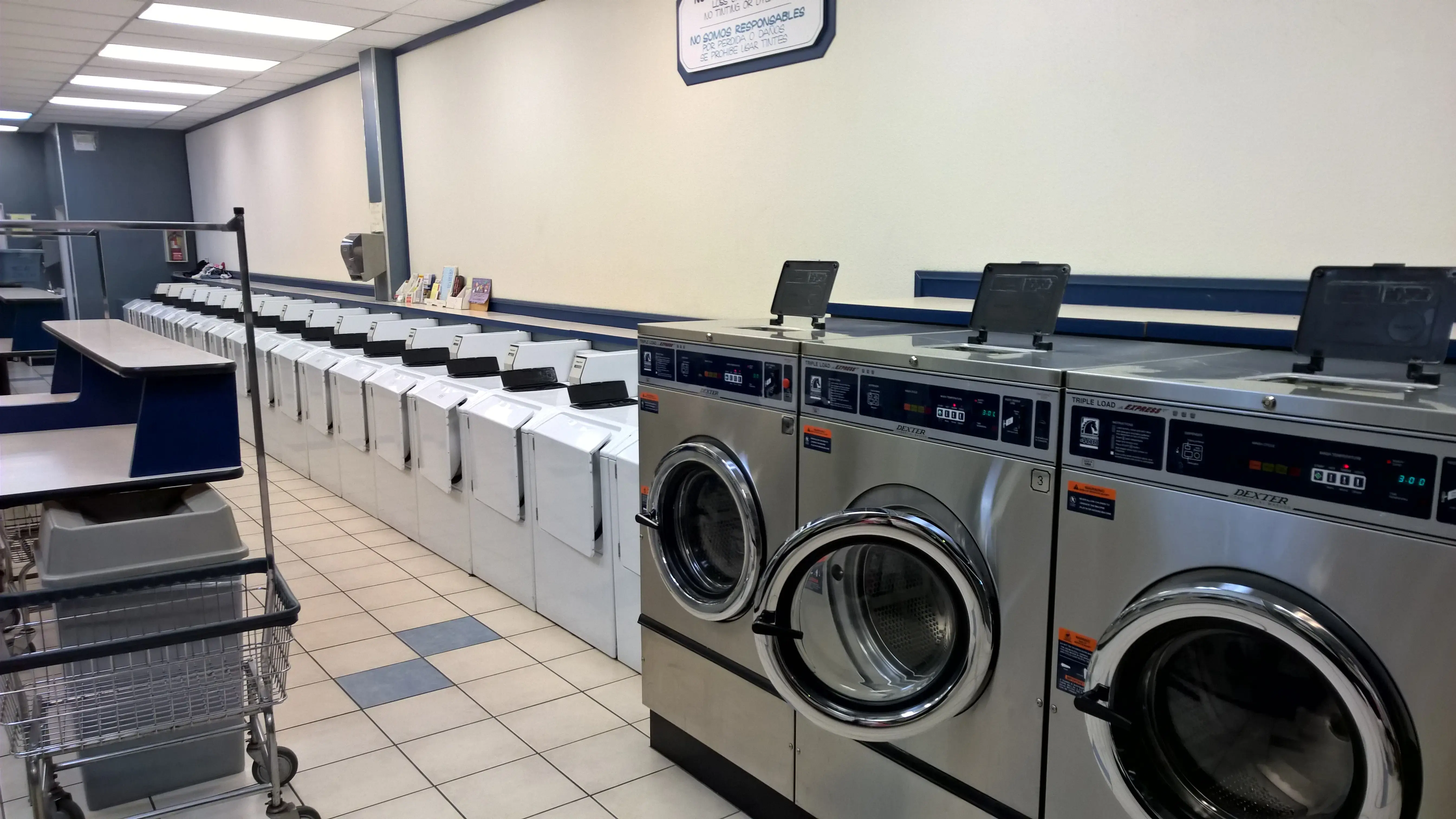 La Verne Laundraland thumbnail 18