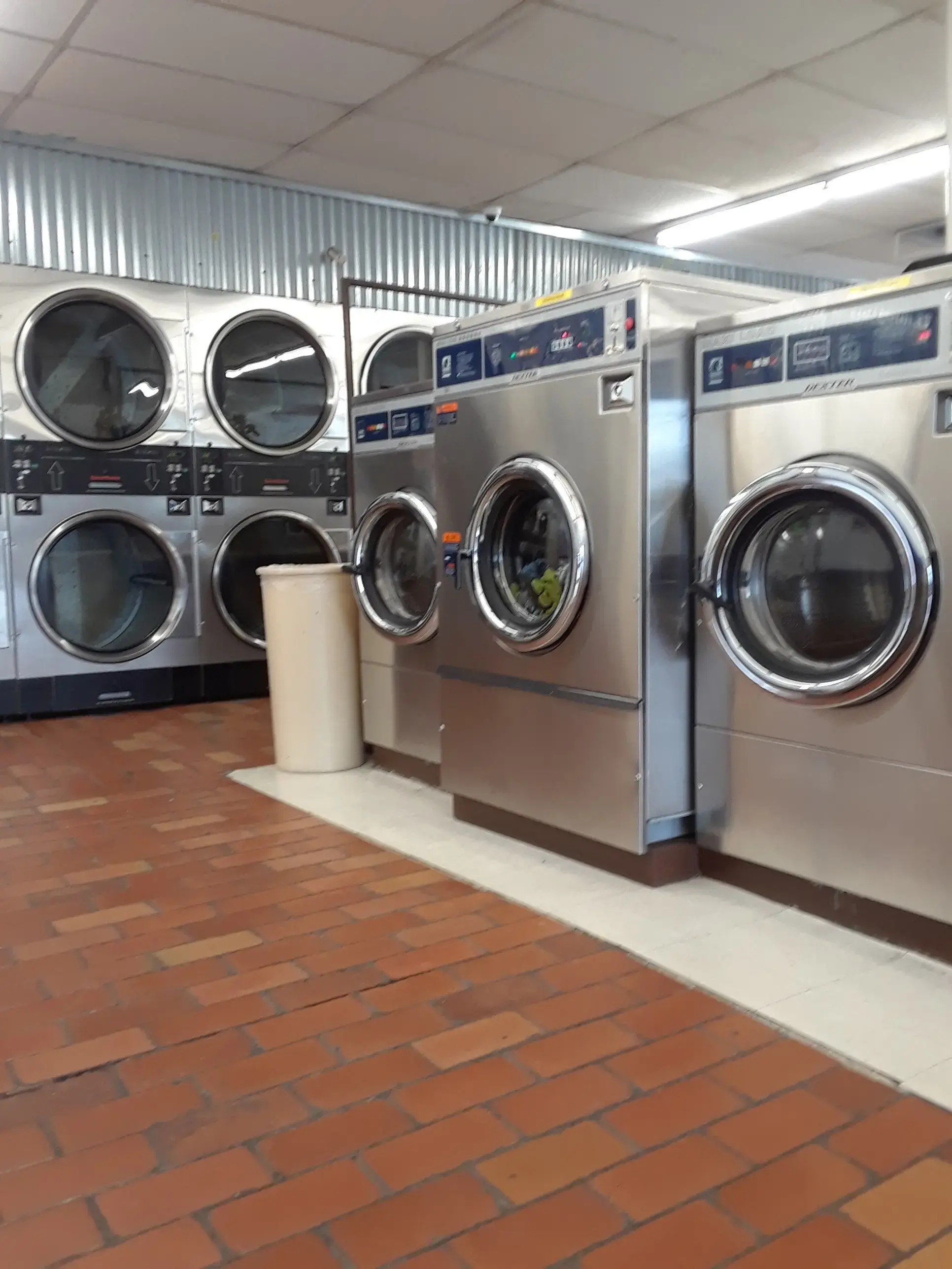 Lady Fair Laundry - Image 17
